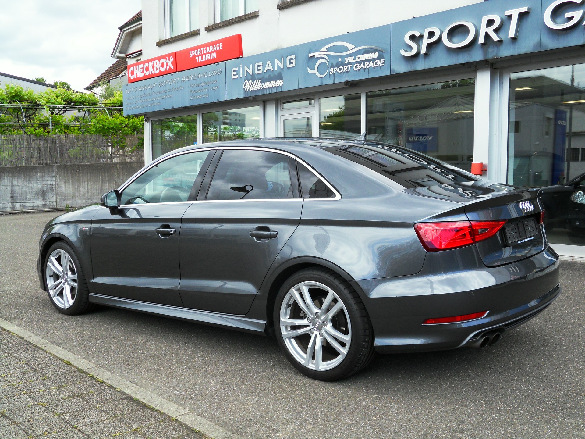 AUDI A3 Limousine 1.4 TFSI Ambiente S-tronic-image-8