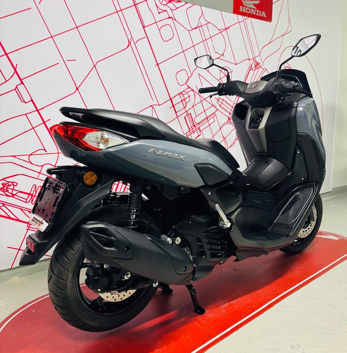 YAMAHA N-Max GPD 125-image-2