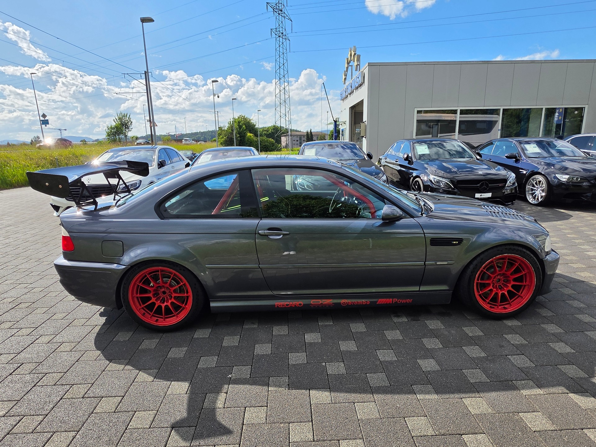 BMW M3-image-5