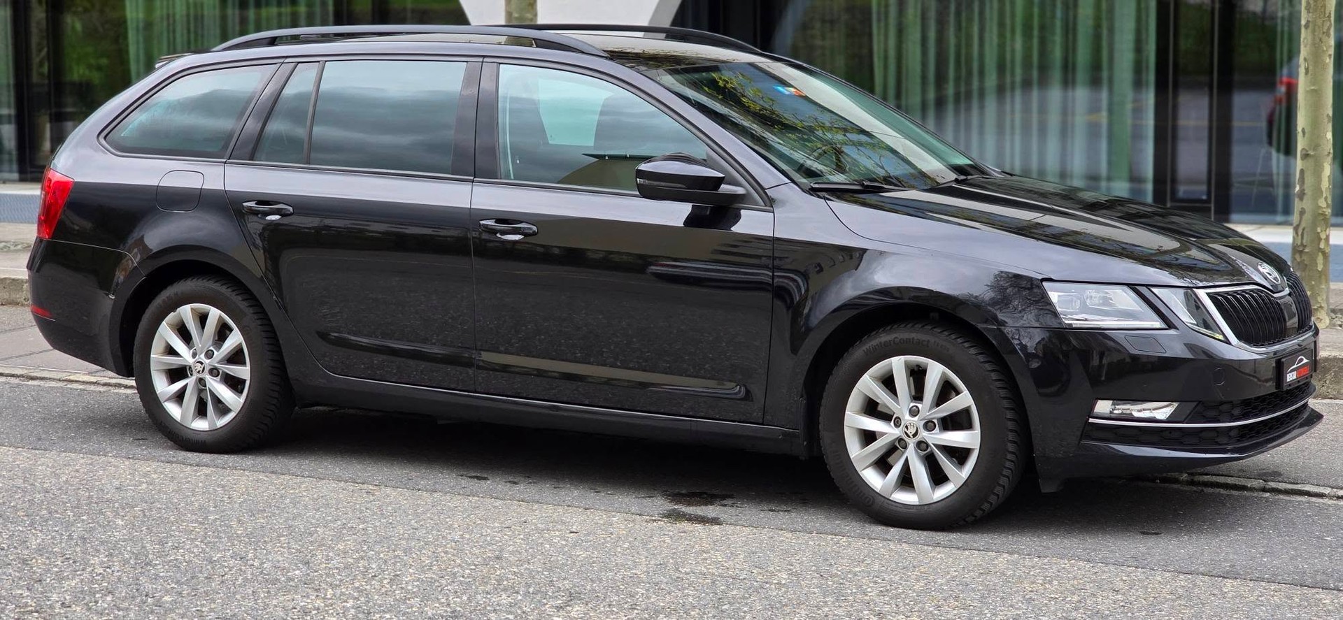 SKODA Octavia Combi 2.0 TDI Style 4x4 DSG-showroom-element-2