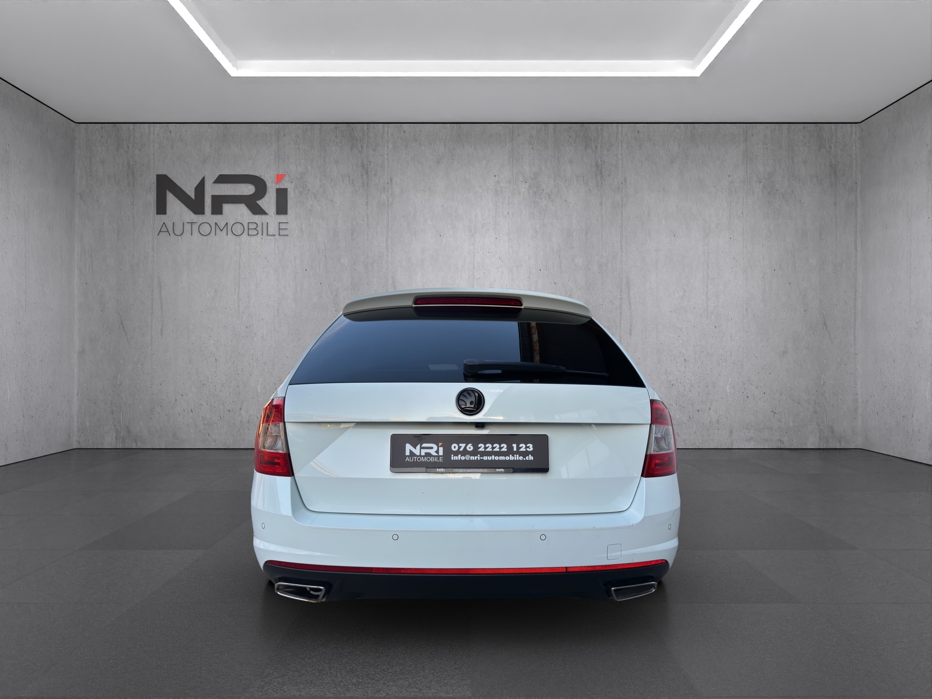 SKODA Octavia Combi 2.0 TDI 184 RS 4x4 DSG-image-5