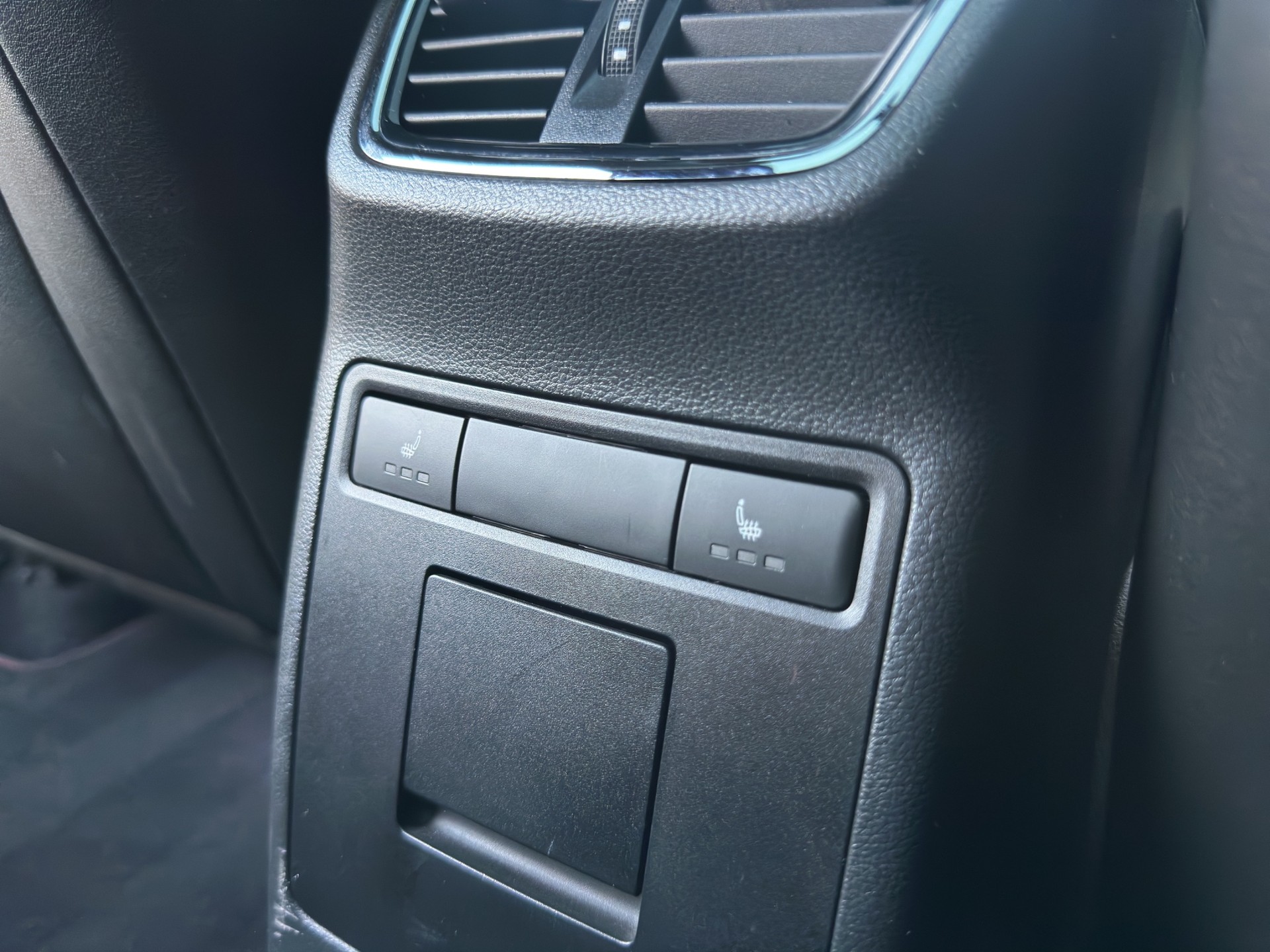 SKODA Octavia Combi 2.0 TDI 184 RS 4x4 DSG-image-16