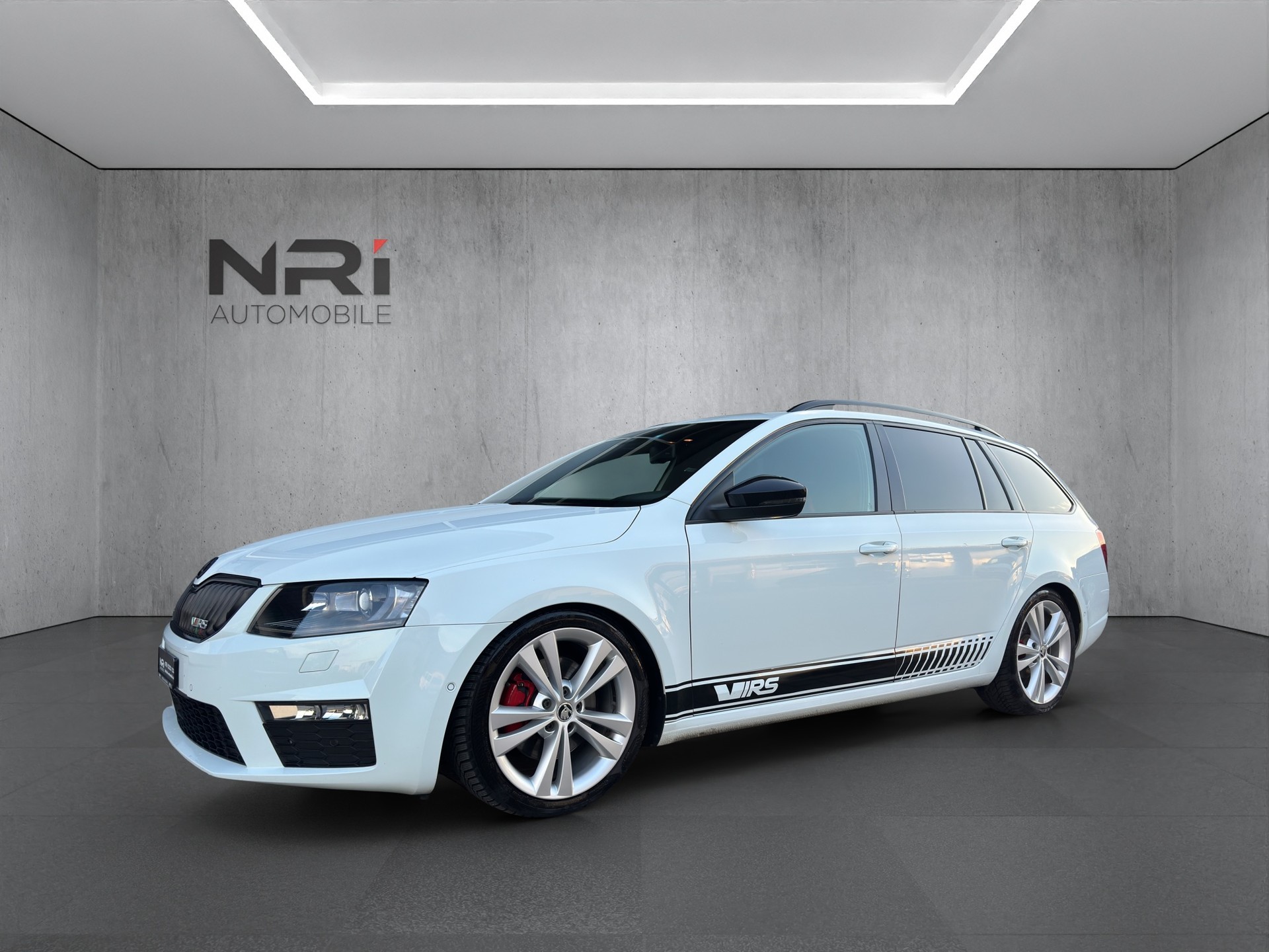 SKODA Octavia Combi 2.0 TDI 184 RS 4x4 DSG