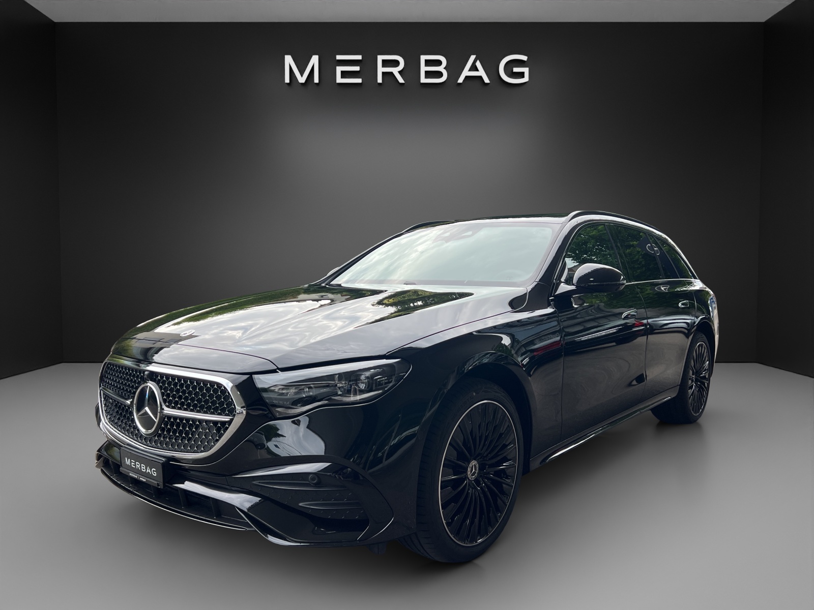 MERCEDES-BENZ E 220 d T 4Matic 9G-Tronic-image-6