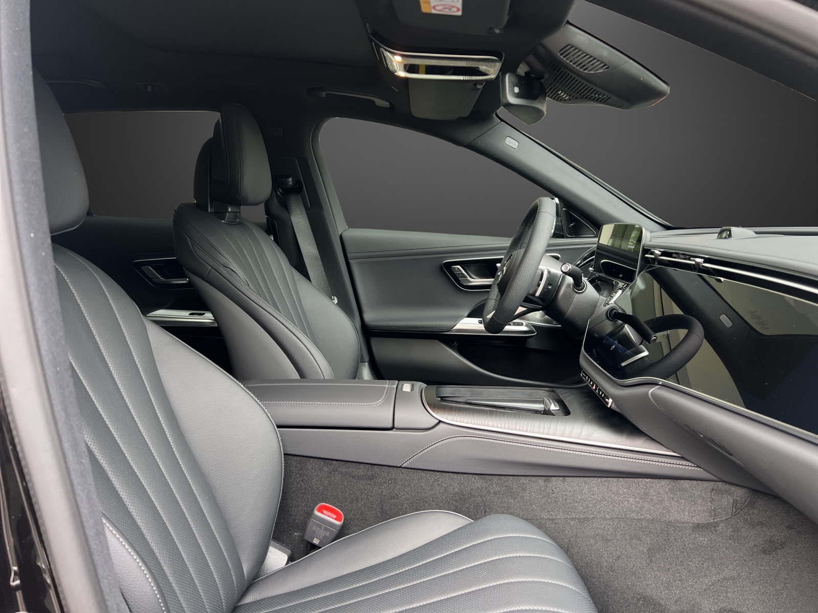 MERCEDES-BENZ E 220 d T 4Matic 9G-Tronic-image-12