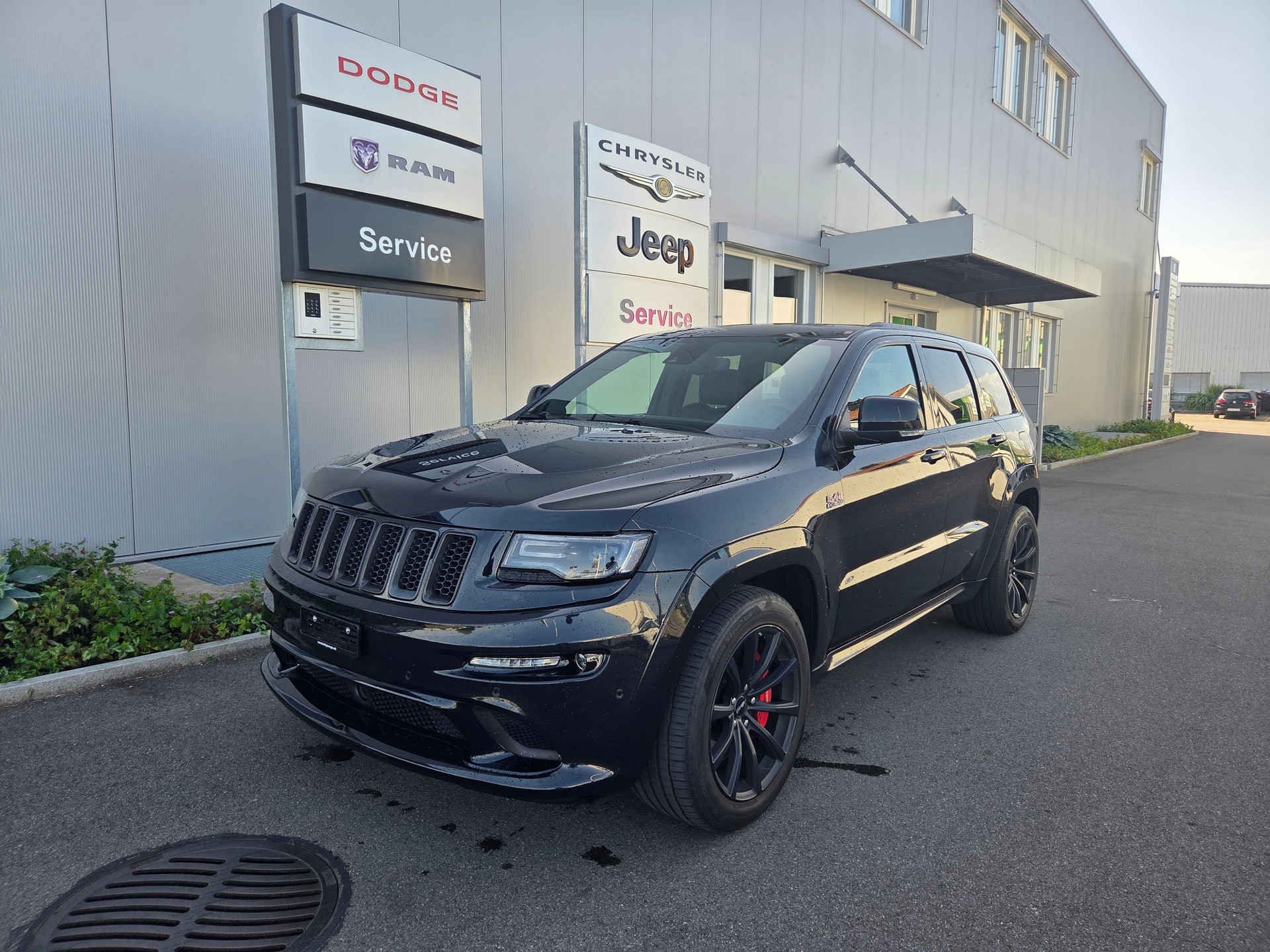 JEEP Grand Cherokee 6.4 V8 HEMI SRT8 Automatic-showroom-element-1