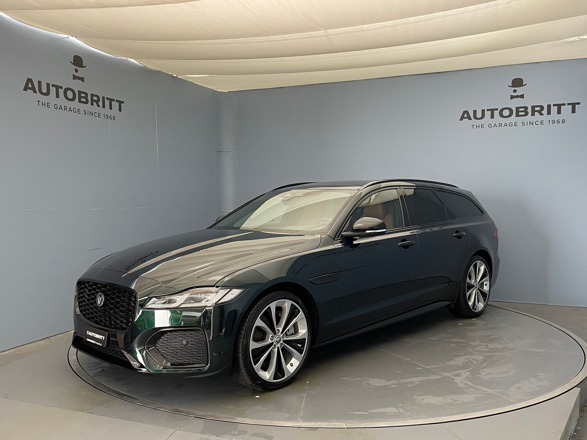 JAGUAR XF Sportbrake 2.0 I4 300 Sport AWD