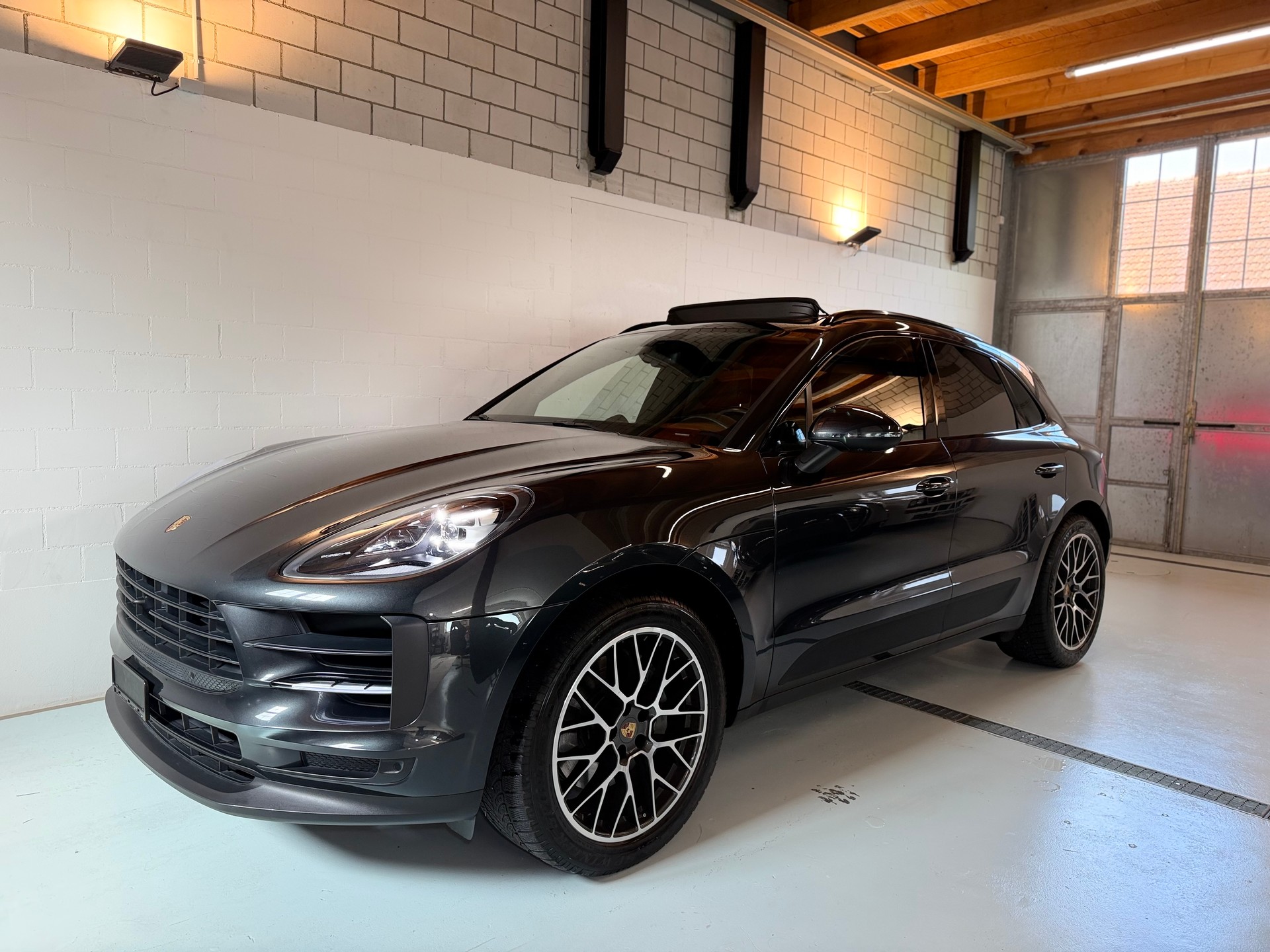 PORSCHE Macan S PDK