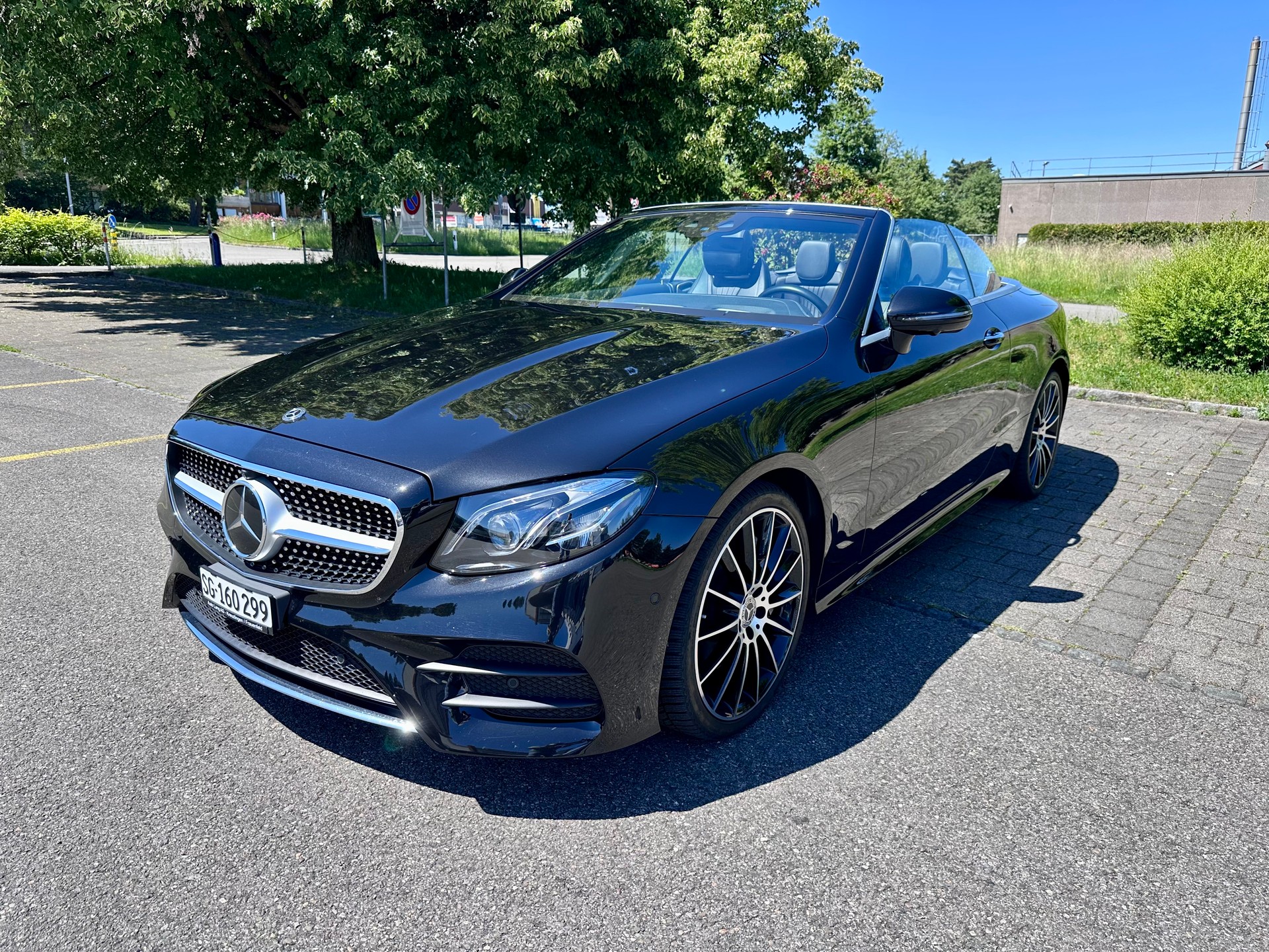 MERCEDES-BENZ E 400 AMG Line 4matic-image-1