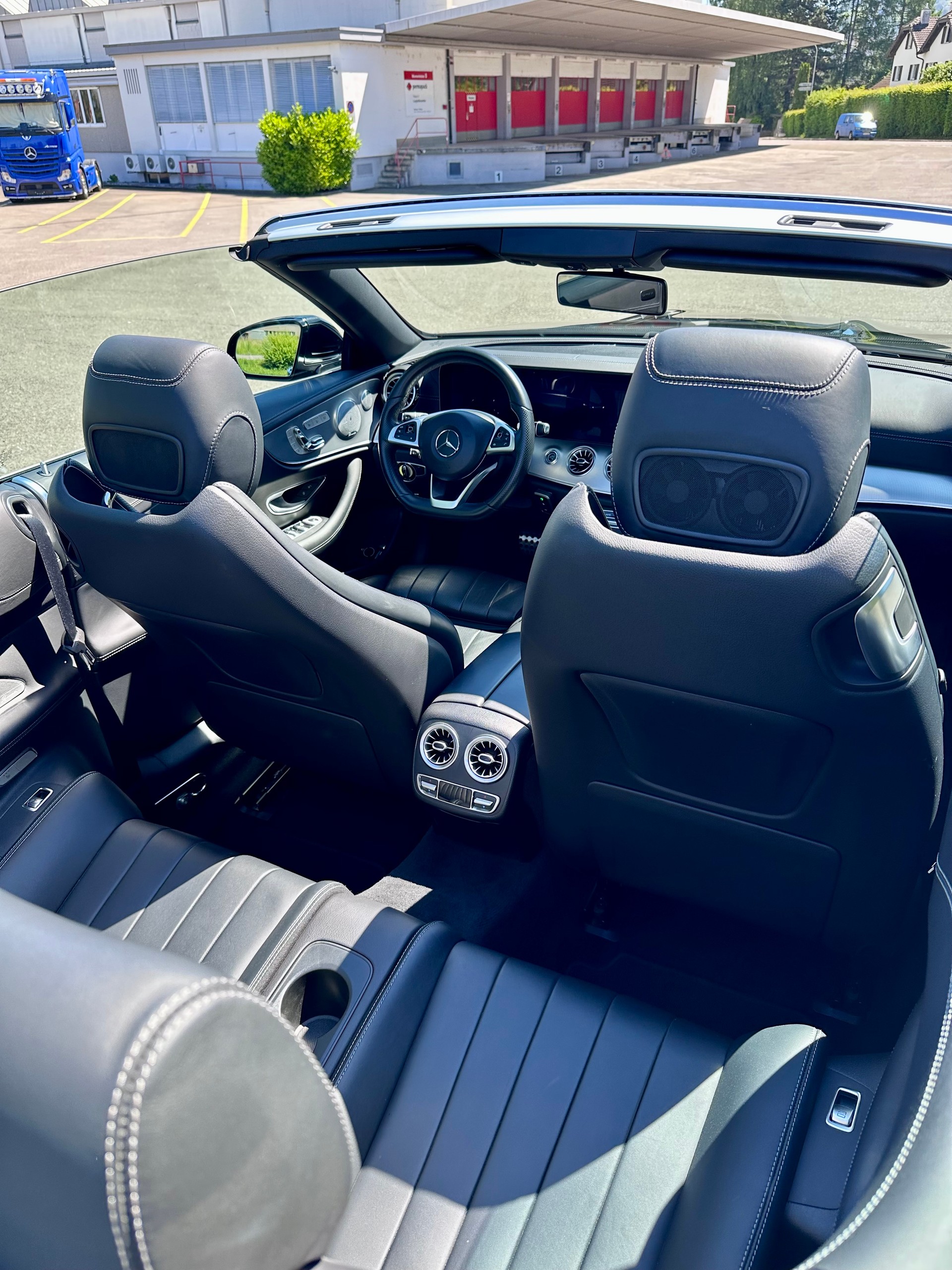 MERCEDES-BENZ E 400 AMG Line 4matic-image-5