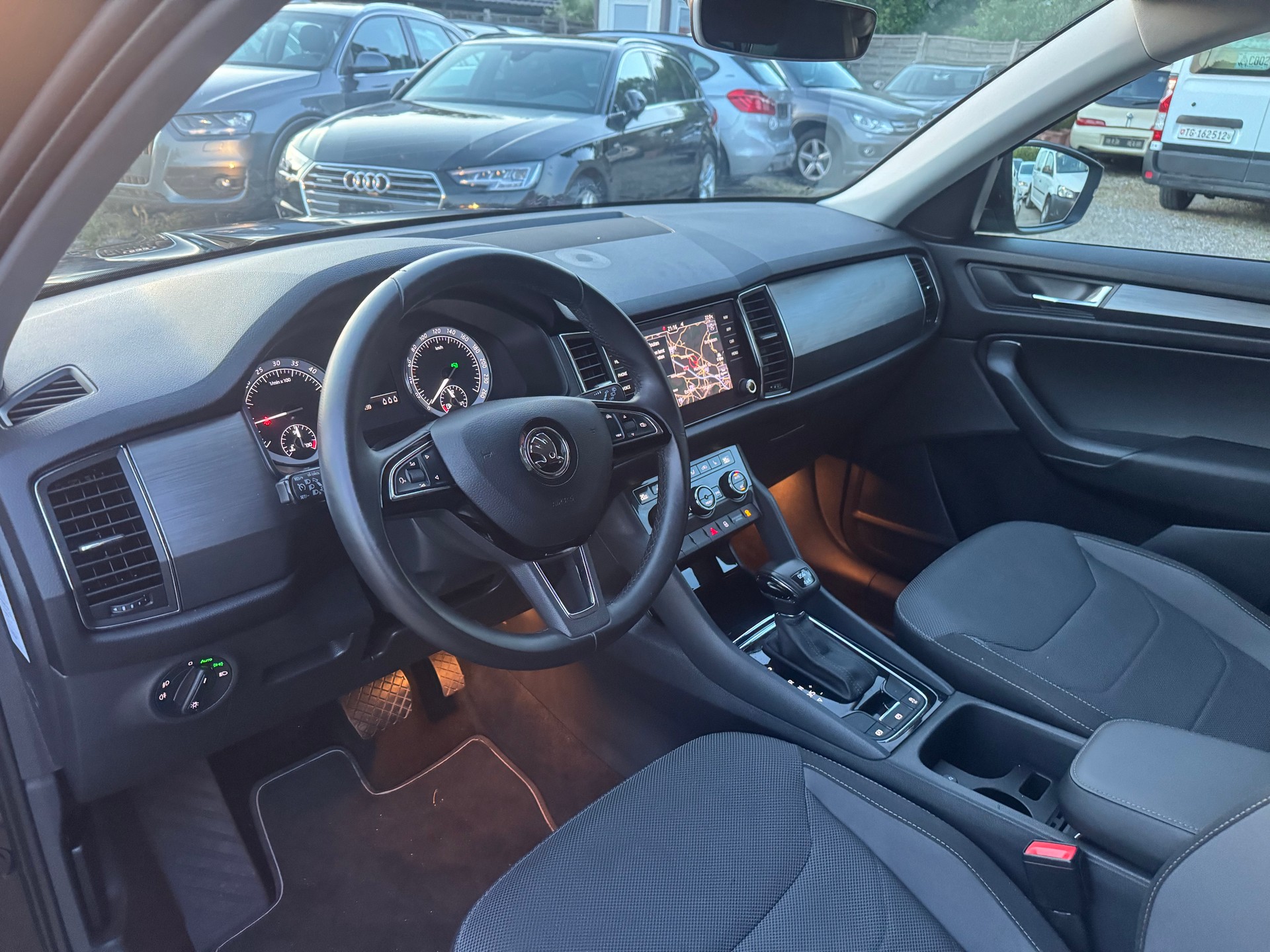 SKODA Kodiaq 2.0 TDI CR Ambition 4x4 DSG-image-4