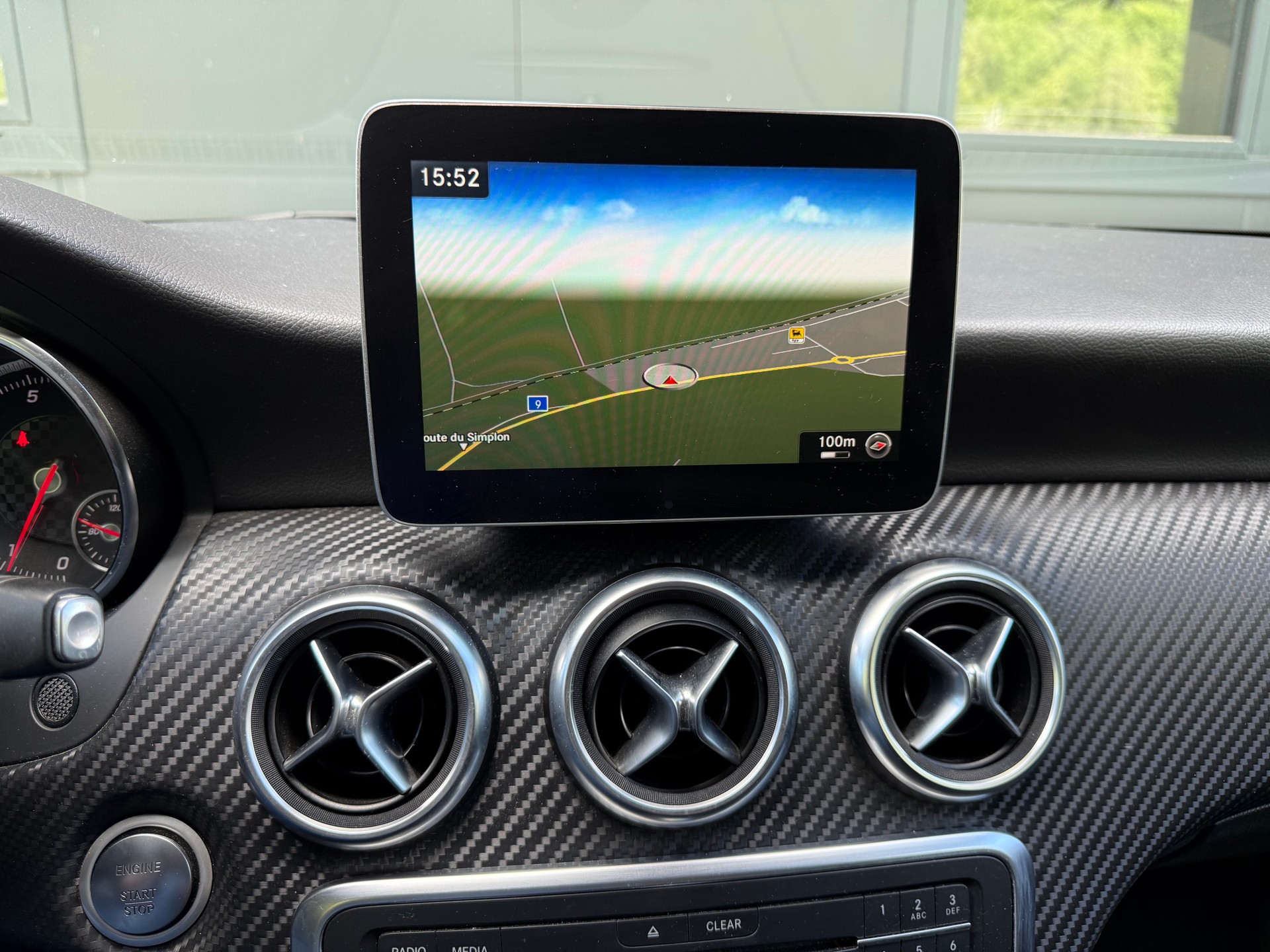 MERCEDES-BENZ A 200 AMG Line 7G-DCT-image-8