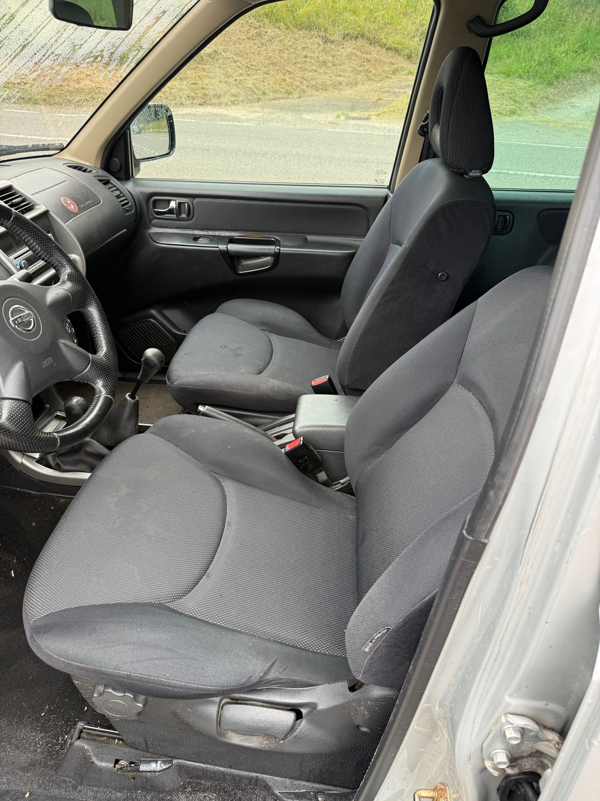 NISSAN Terrano 3.0 Di Challenge Wagon-image-5