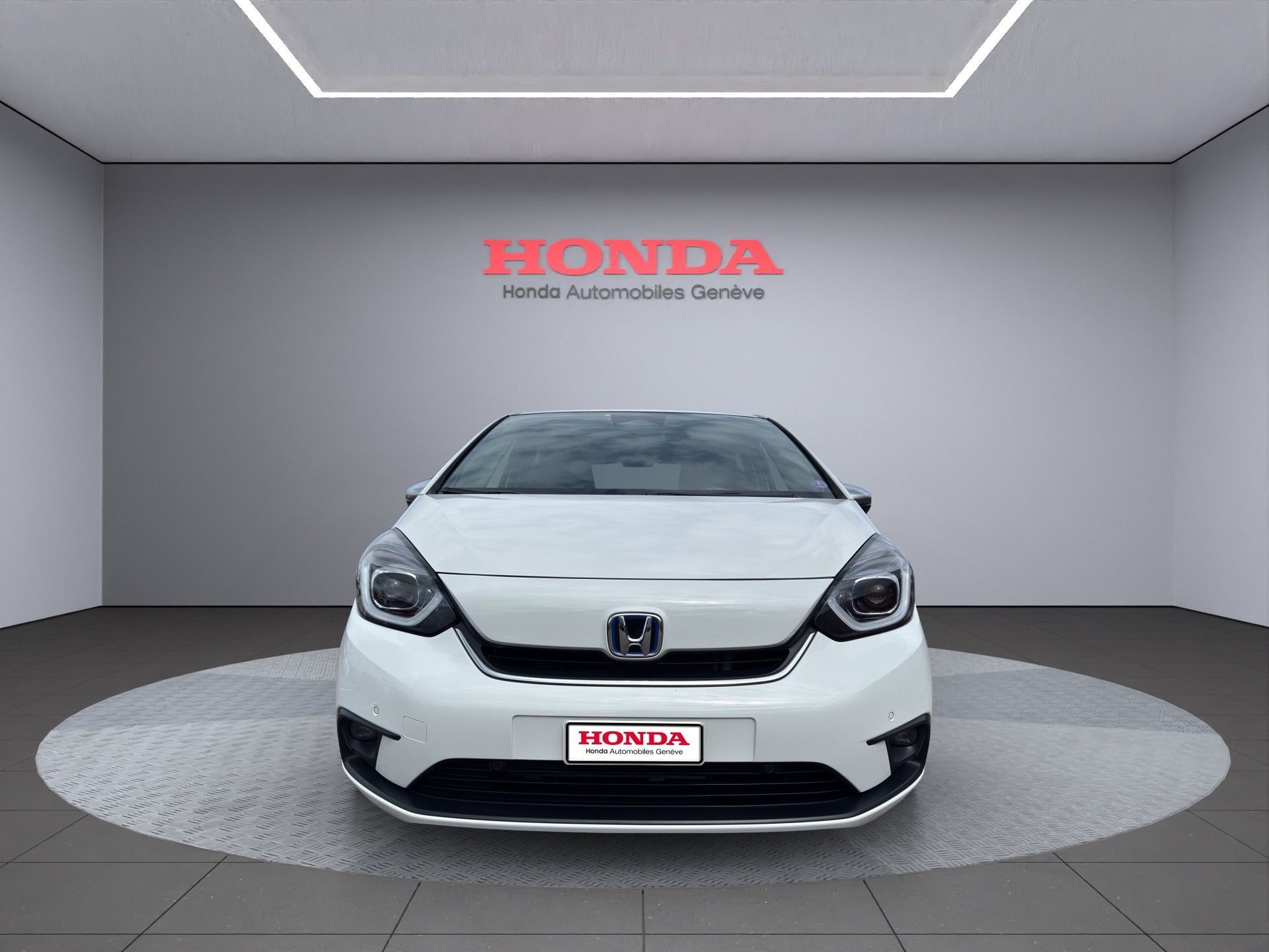 HONDA Jazz 1.5 i-MMD Executive-showroom-element-2