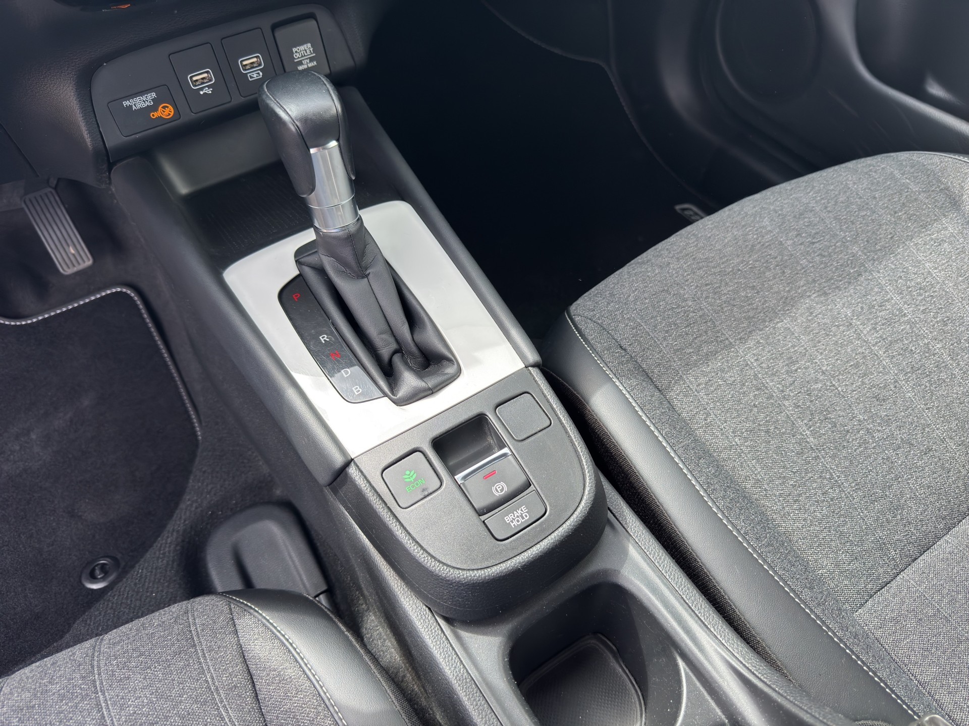 HONDA Jazz 1.5 i-MMD Executive-image-13