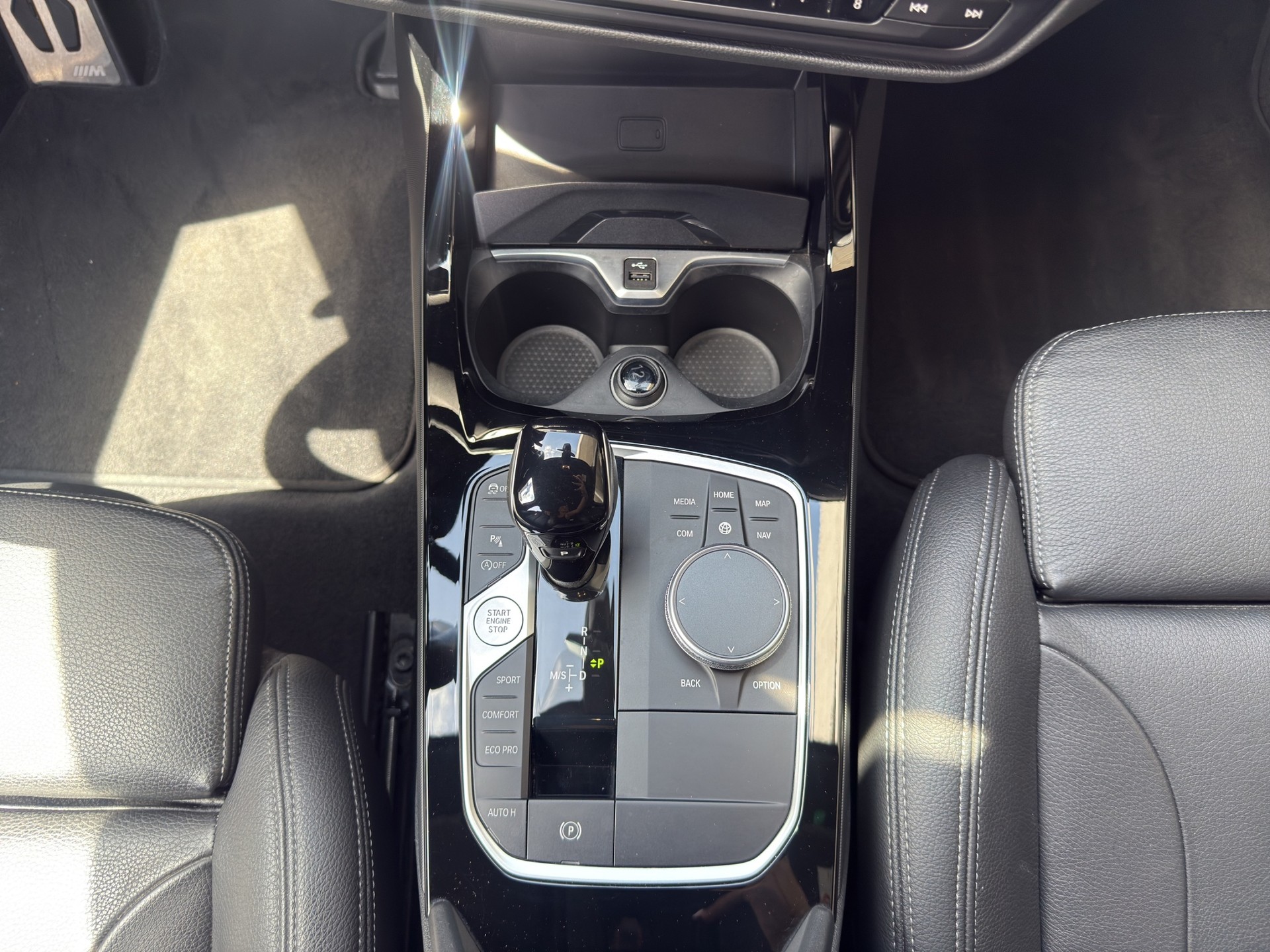 BMW M135i xDrive Steptronic-image-15