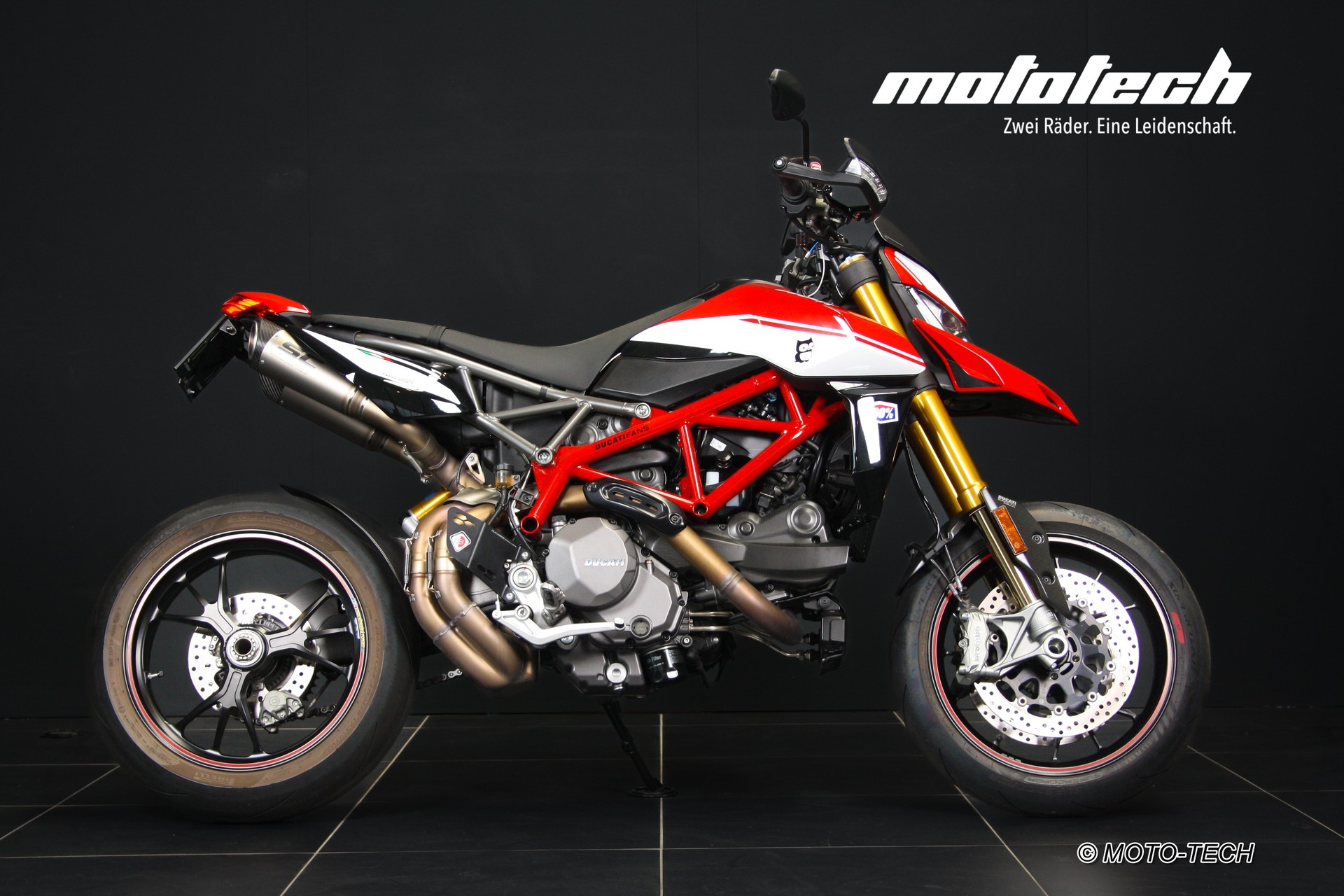 DUCATI Hypermotard 950-image-1