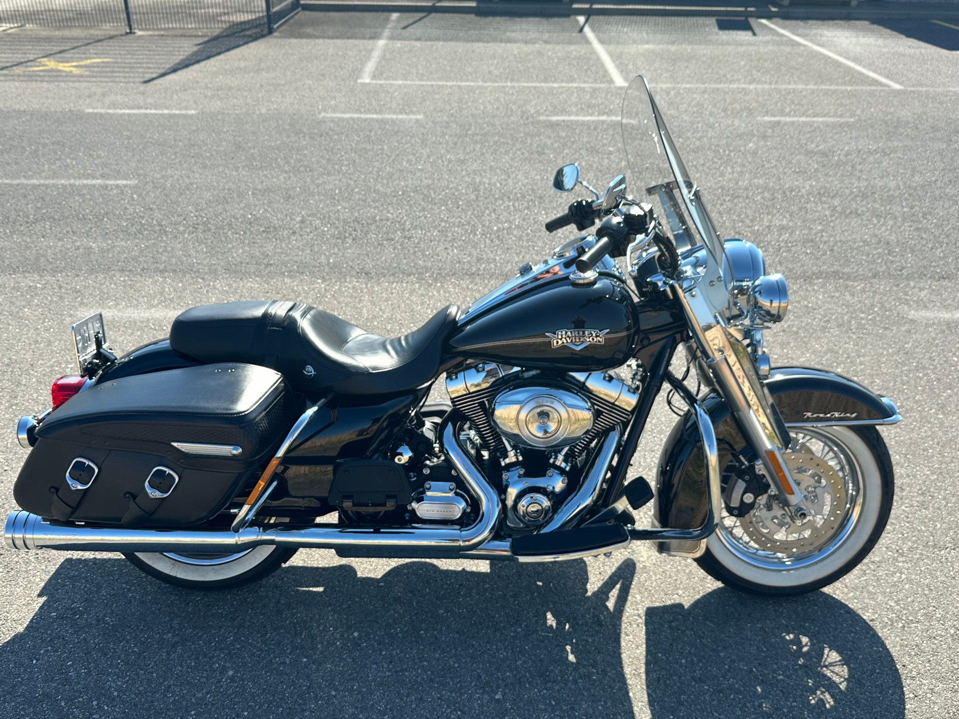 HARLEY-DAVIDSON FLHRC Road King Classic 103 ABS-image-1