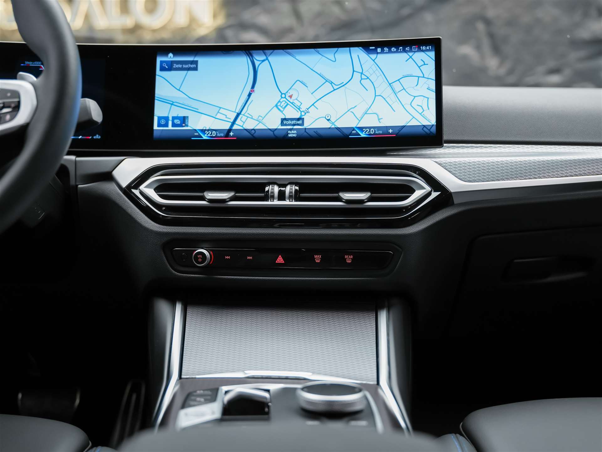 BMW 330i xDrive Steptronic M Sport Pro *Werksgarantie*Abstandsregler*Head Up Display*-image-19