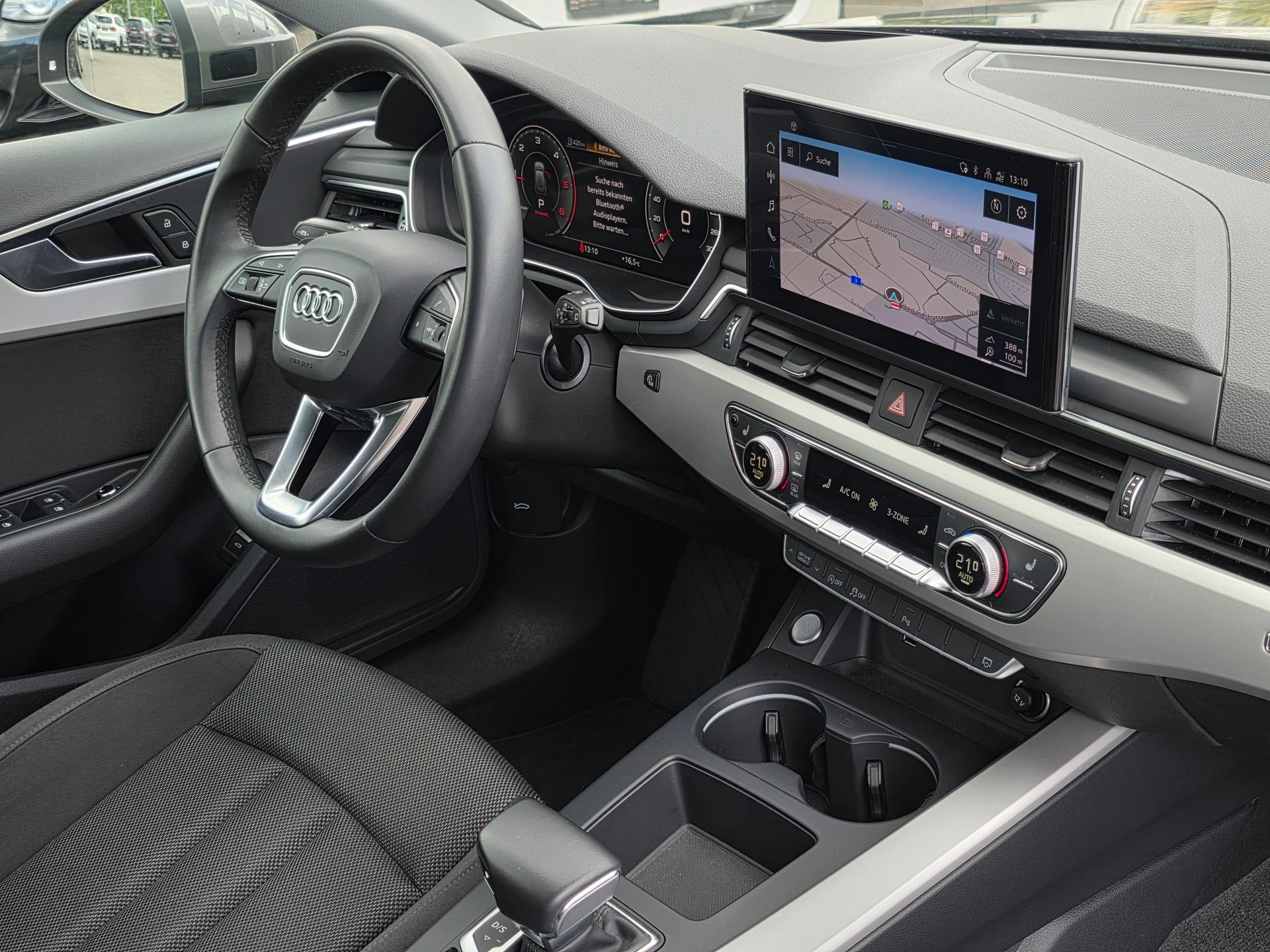 AUDI A4 Avant 40 TDI Attraction Quattro S-tronic * CH-Fahrzeug * Frisch ab MFK *-image-20