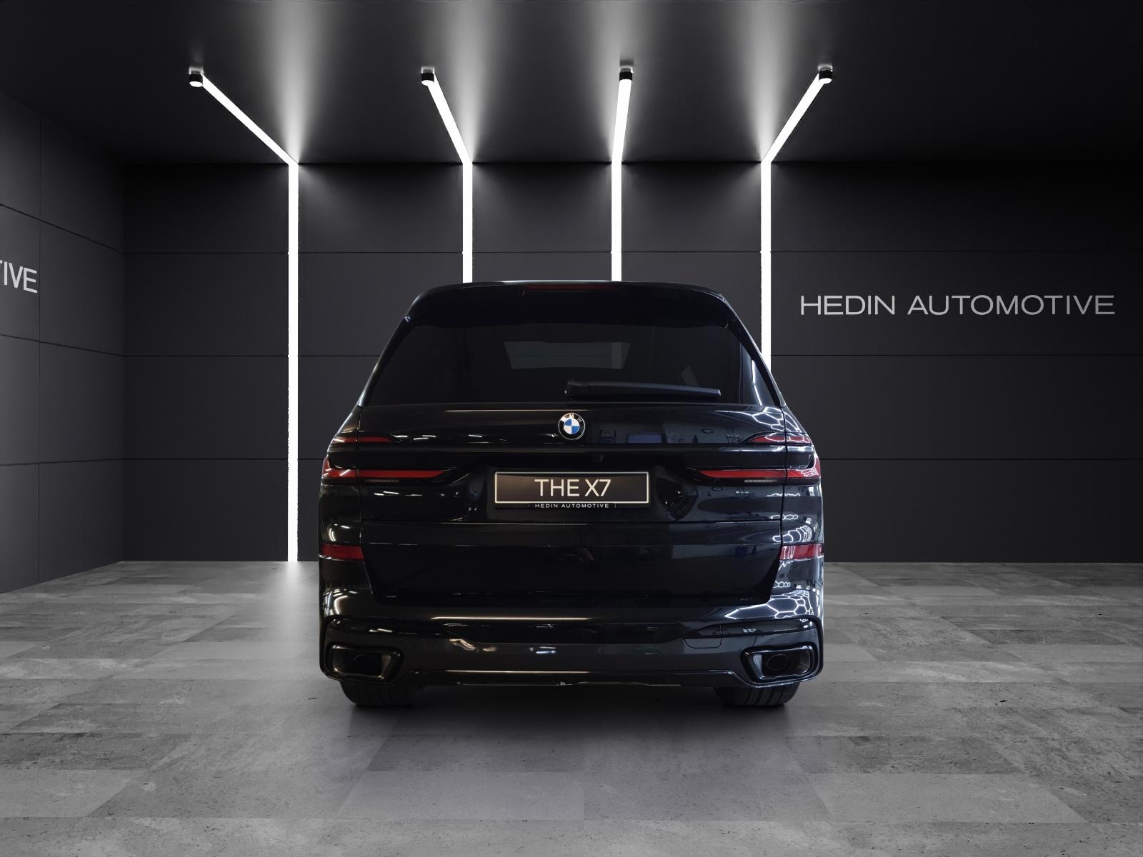 BMW X7 40d xDrive-showroom-element-3