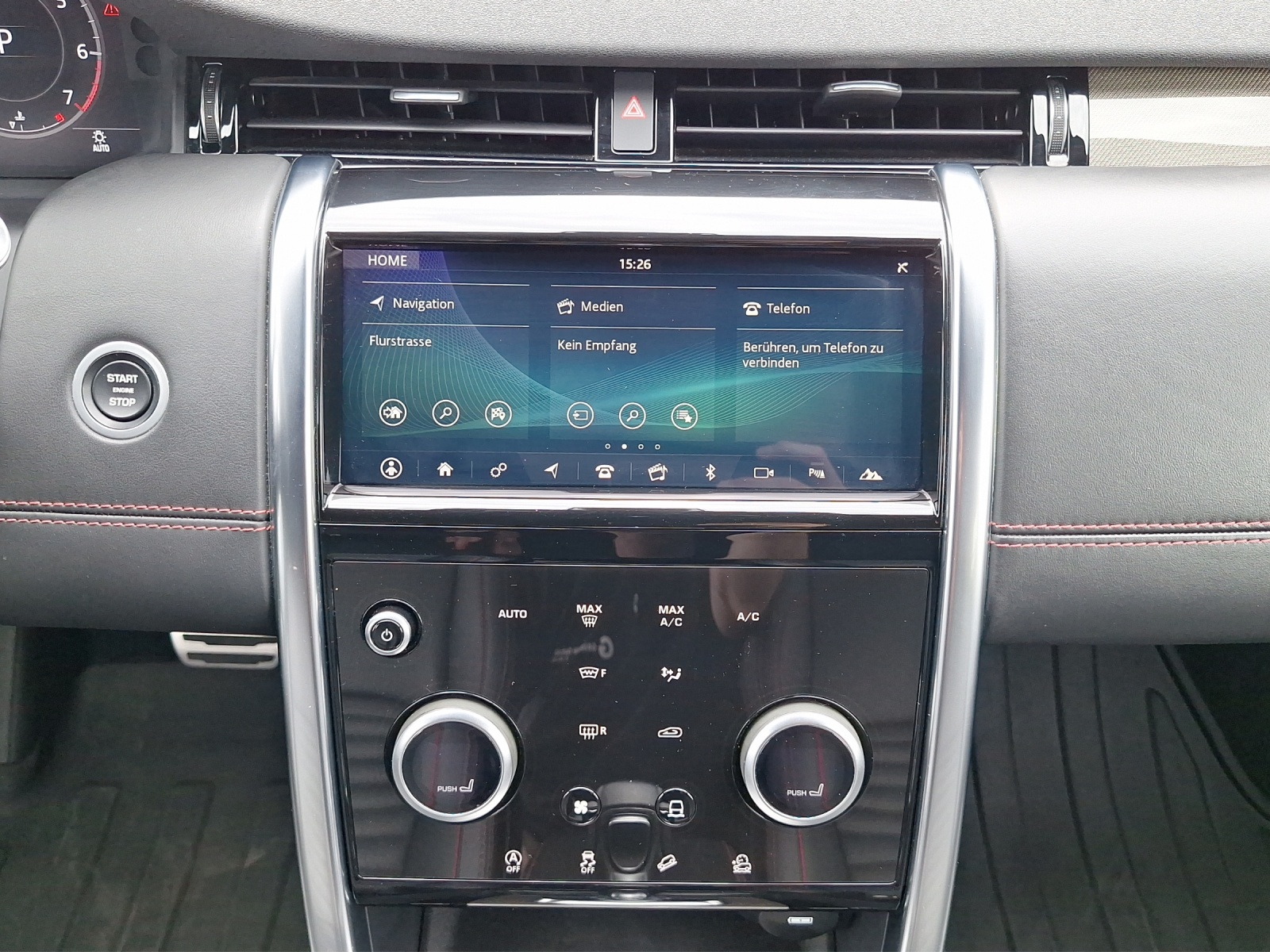 LAND ROVER Discovery Sport 2.0 Si4 250 R-Dynamic HSE-image-7