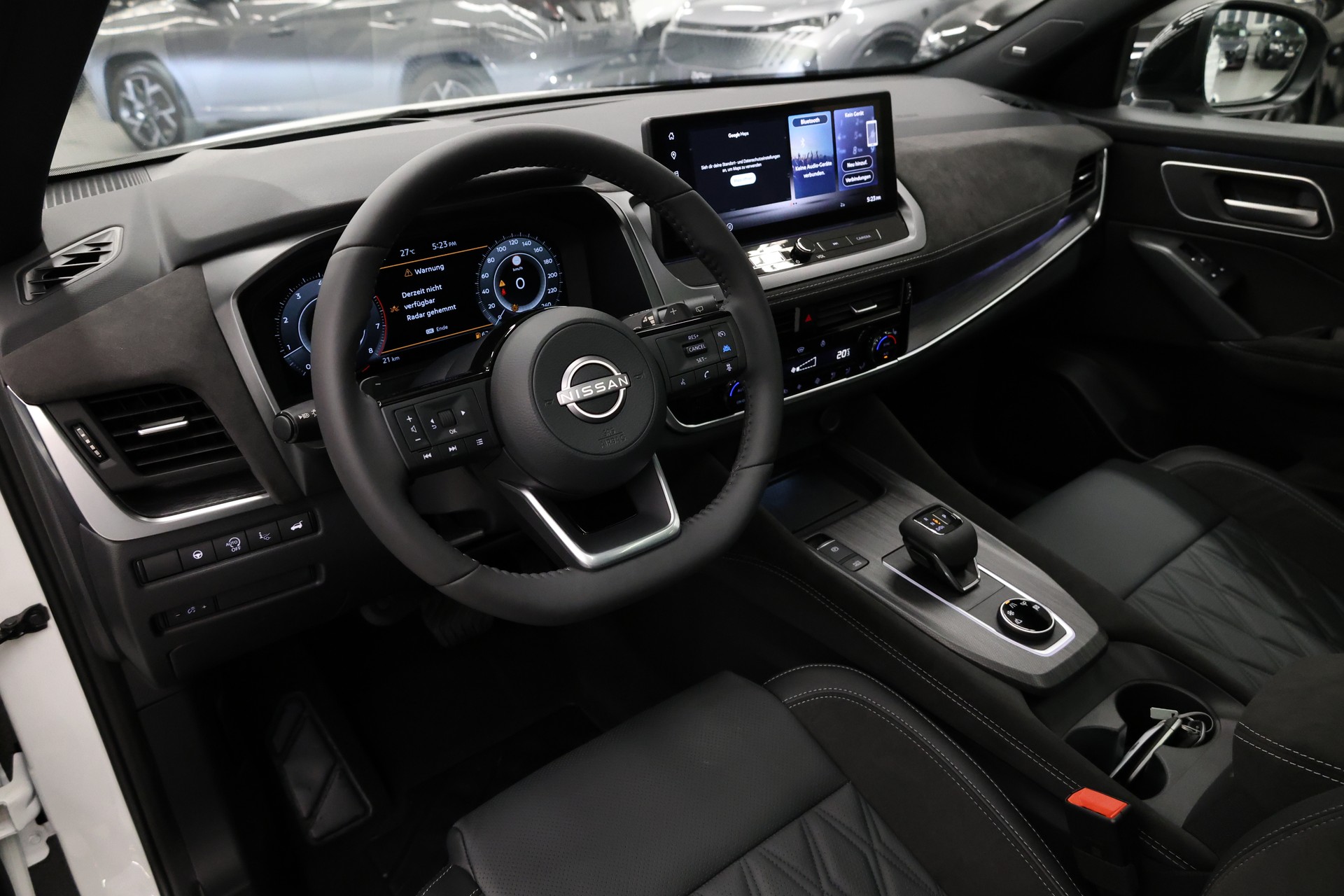 NISSAN Qashqai 1.3 DIG-T Tekna+ 4x4-image-20