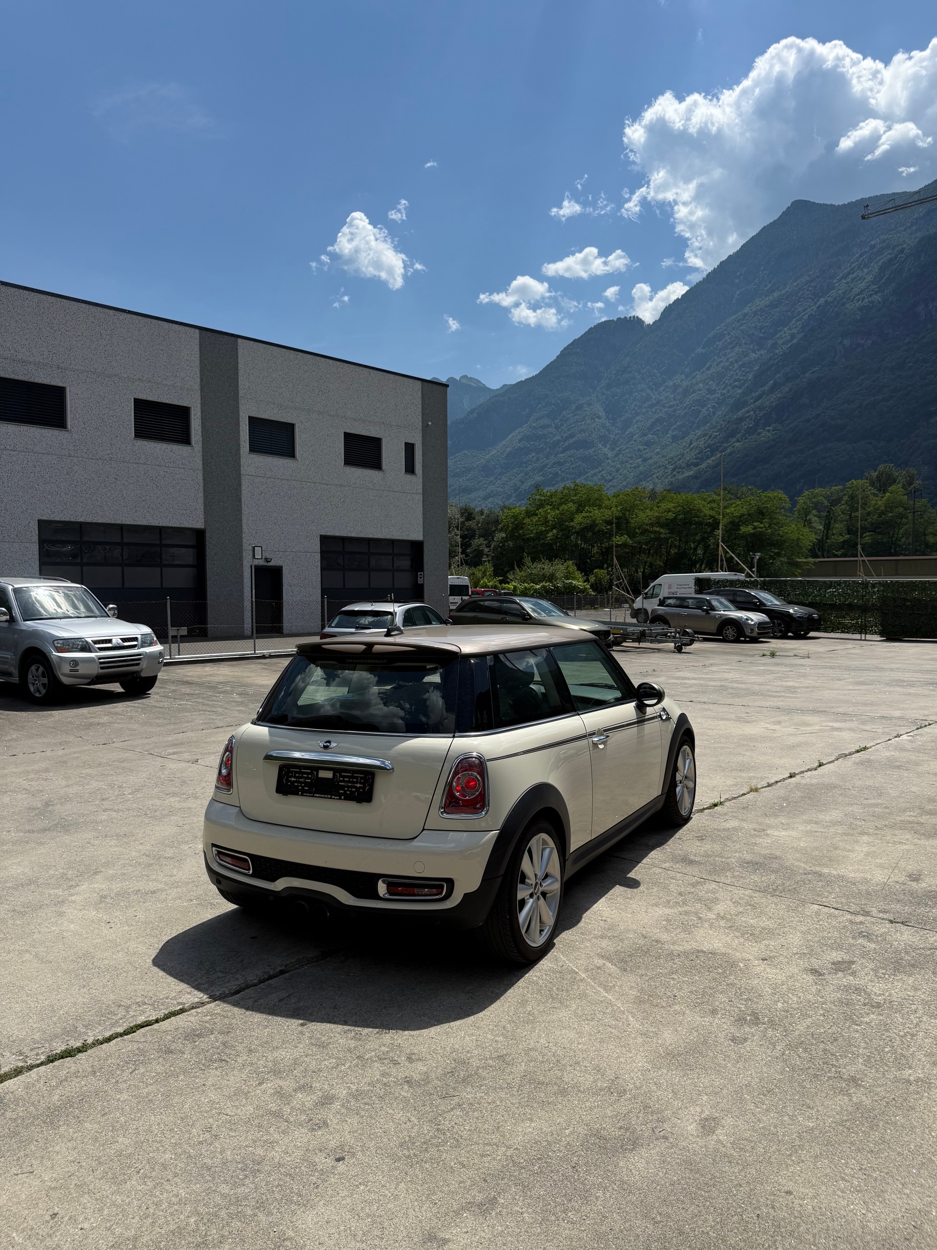 MINI Cooper S-image-4