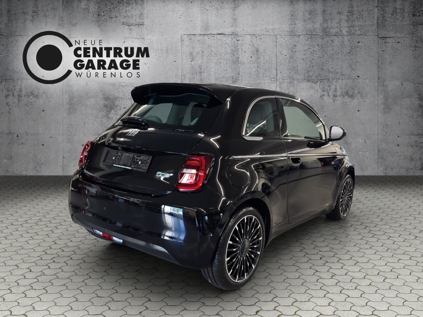 FIAT 500 electric 42kWh La Prima-showroom-element-3