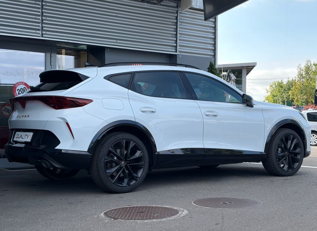 CUPRA Formentor 2.0 TSi VZ Black Edition-showroom-element-2