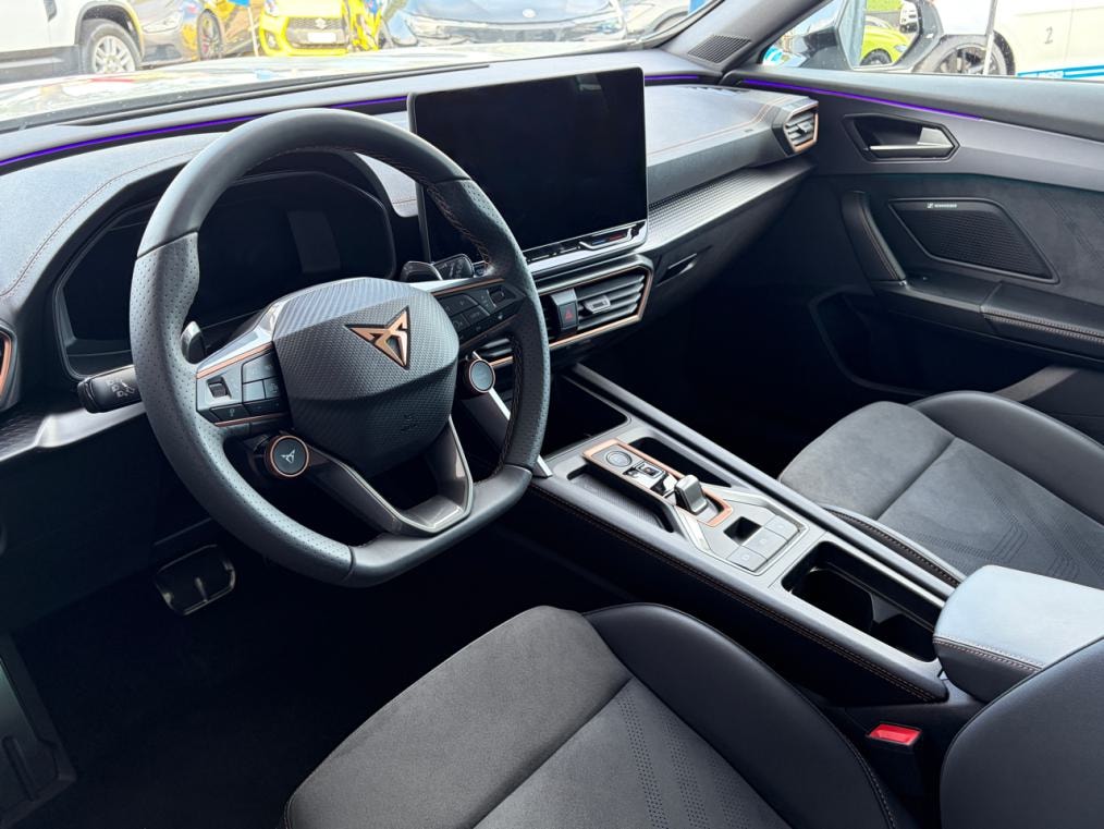 CUPRA Formentor 2.0 TSi VZ Black Edition-showroom-element-3