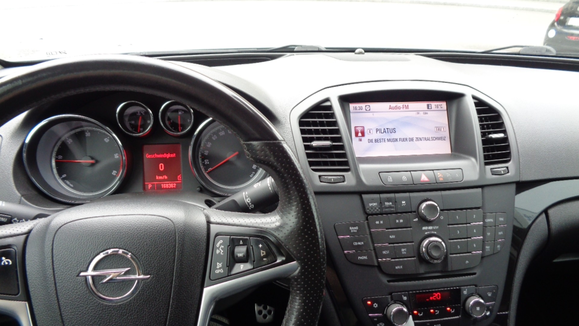 OPEL Insignia 2.0 CDTI Sport Automatic-image-9