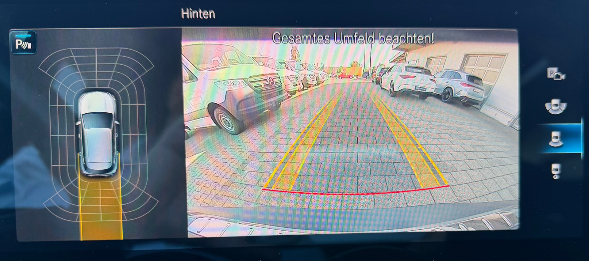 MERCEDES-BENZ EQA 250 AMG Line-image-5