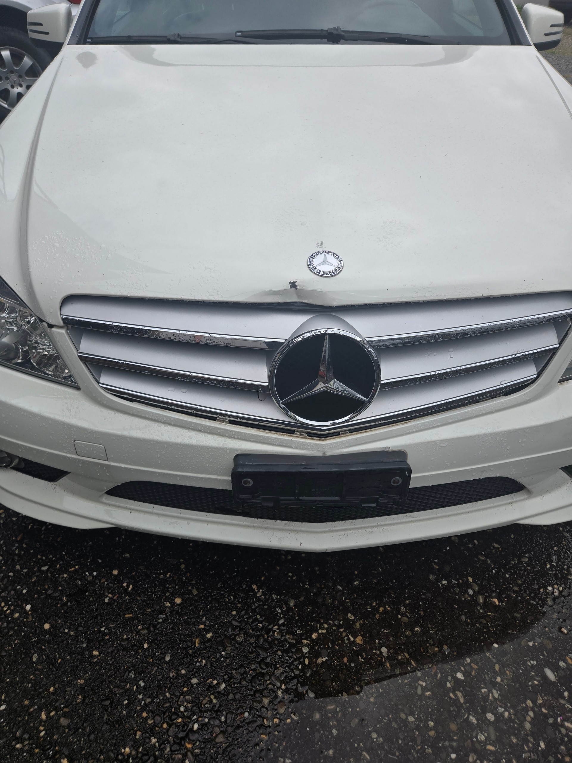 MERCEDES-BENZ C 180 Kompressor BlueEfficiency White Star-image-8
