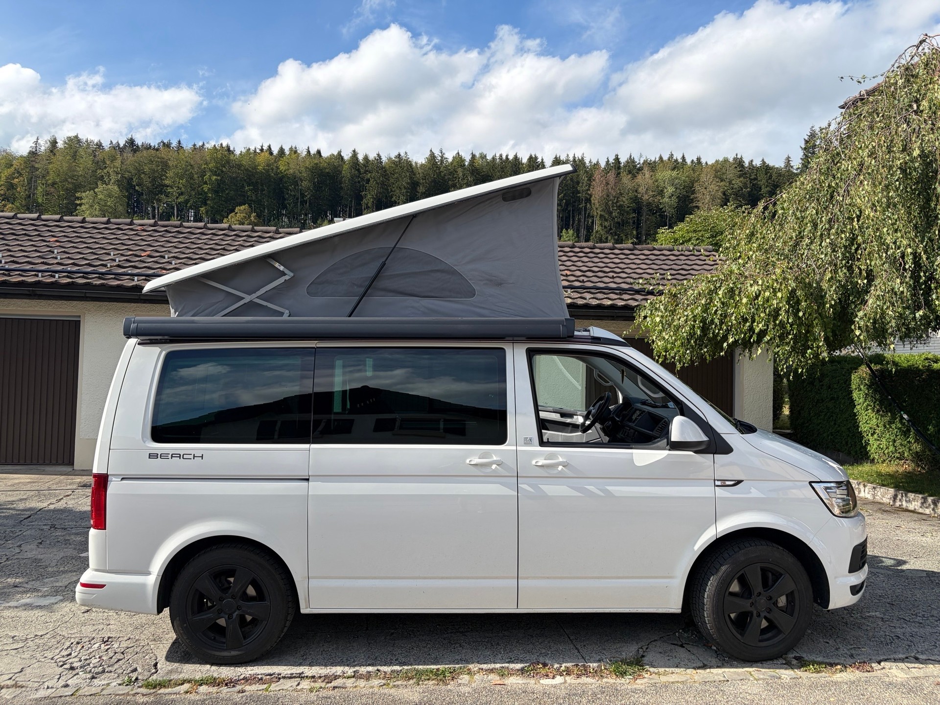 VW 2.0 TDI 150 Beach DSG 4m-image-3