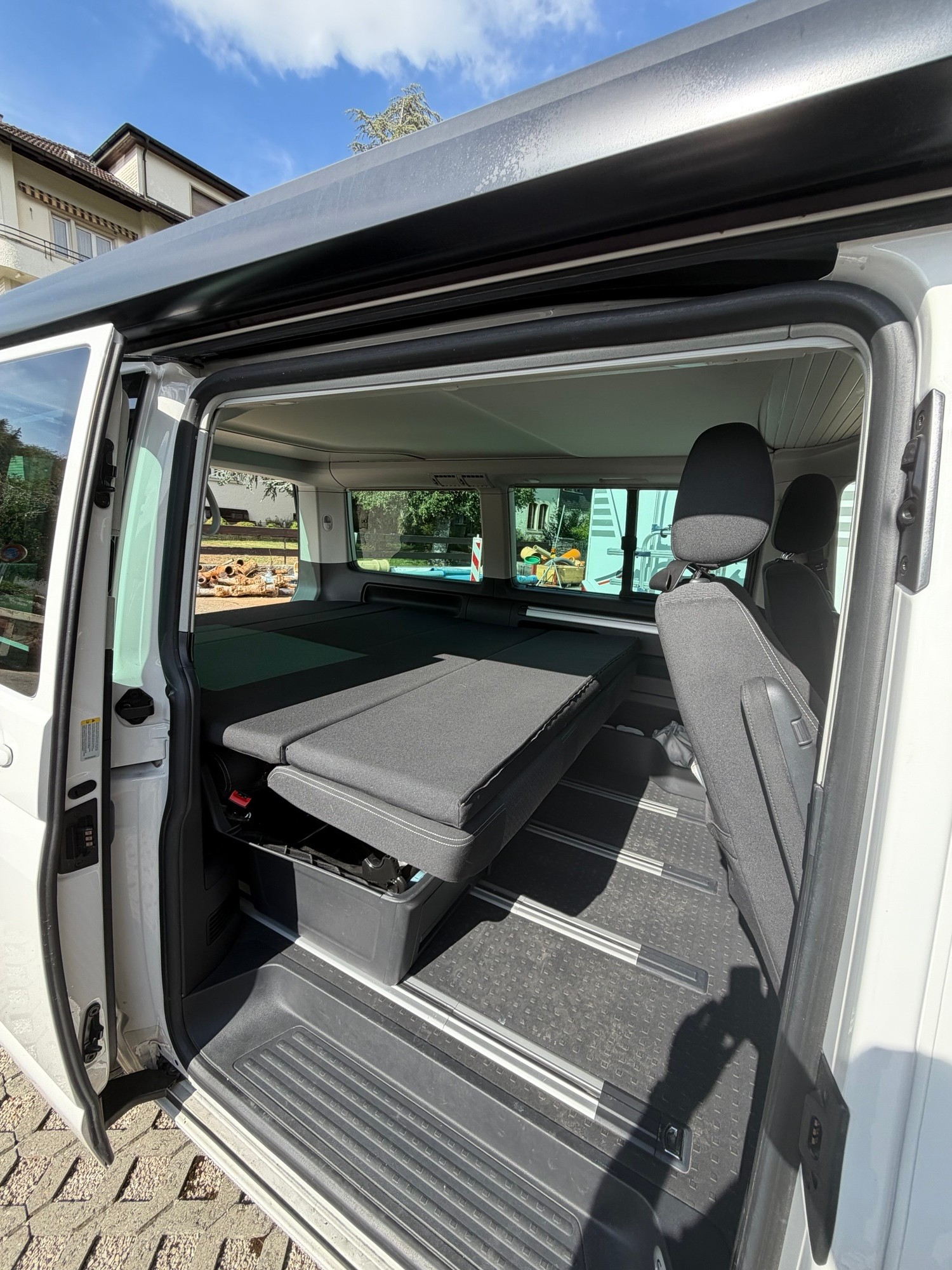 VW 2.0 TDI 150 Beach DSG 4m-image-8