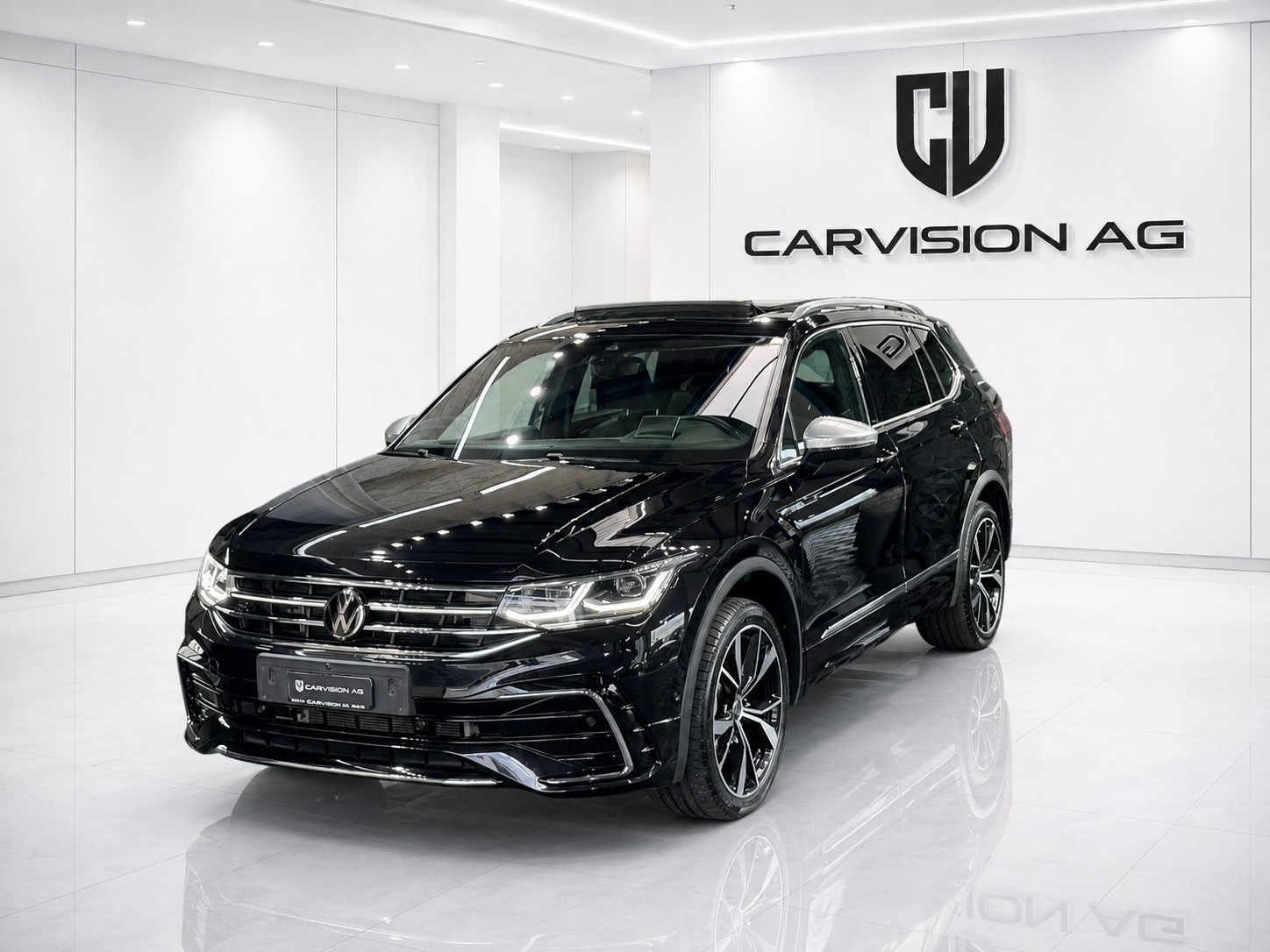 VW Tiguan Allspace 2.0TSI R-Line 4Motion DSG * Panorama-Glasdach * Leder * 7-Plätzer *