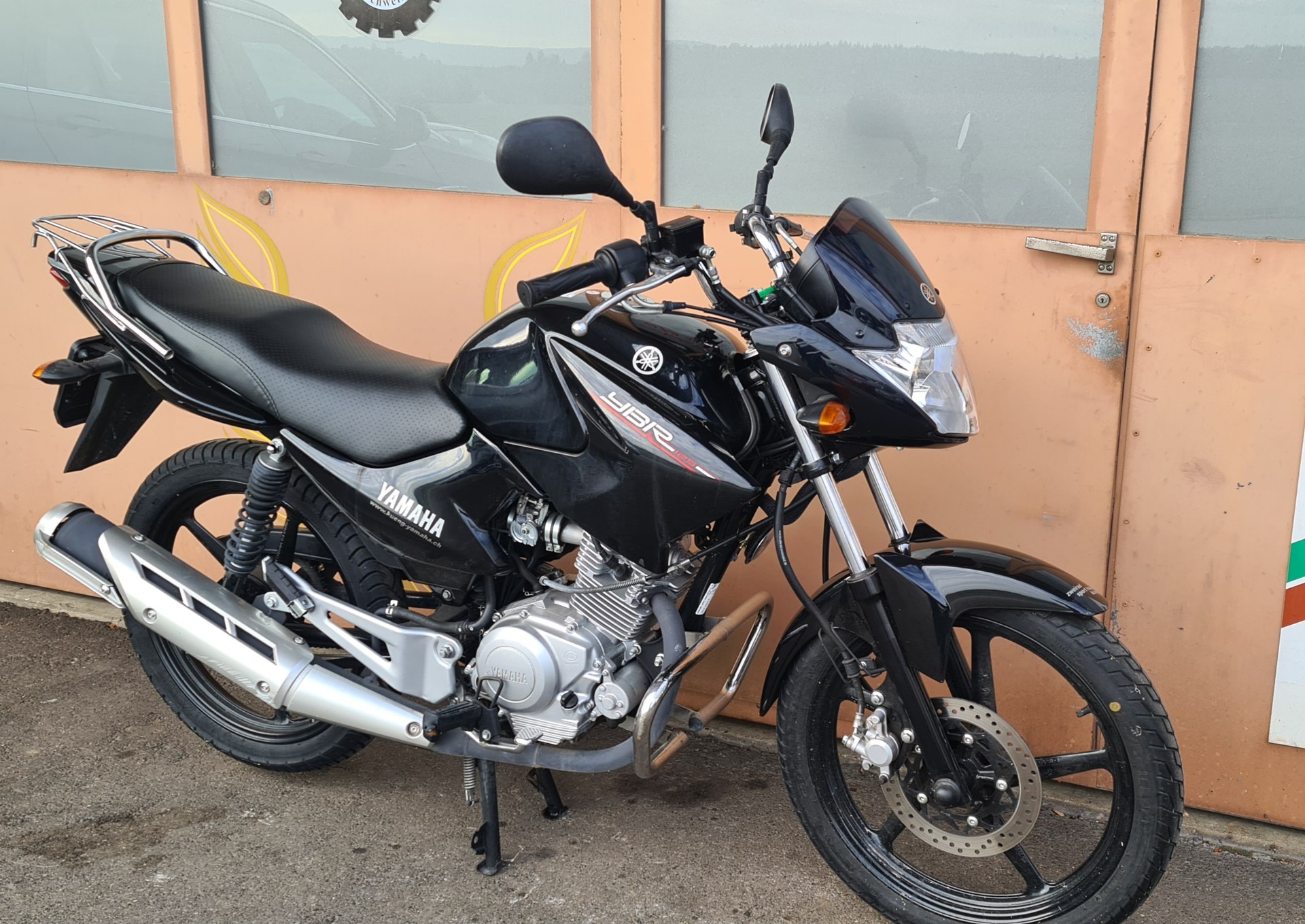 YAMAHA YBR 125