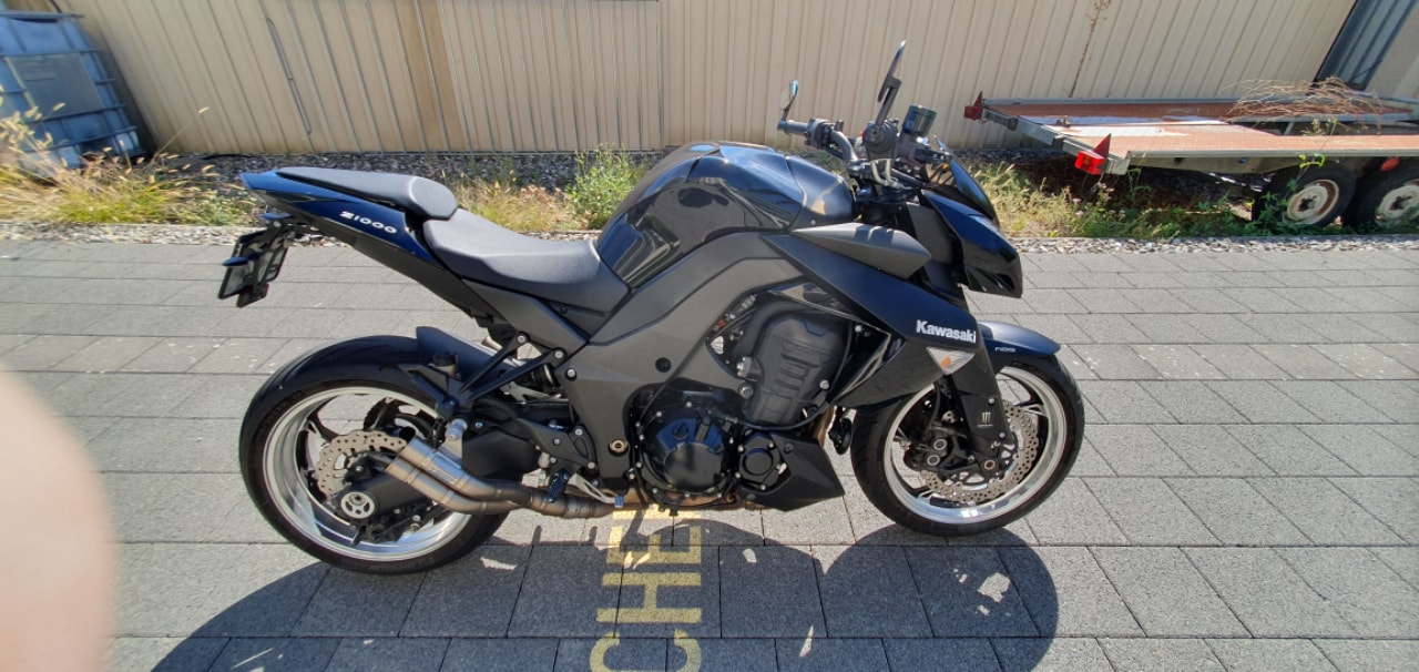 KAWASAKI Z 1000 ABS-image-1