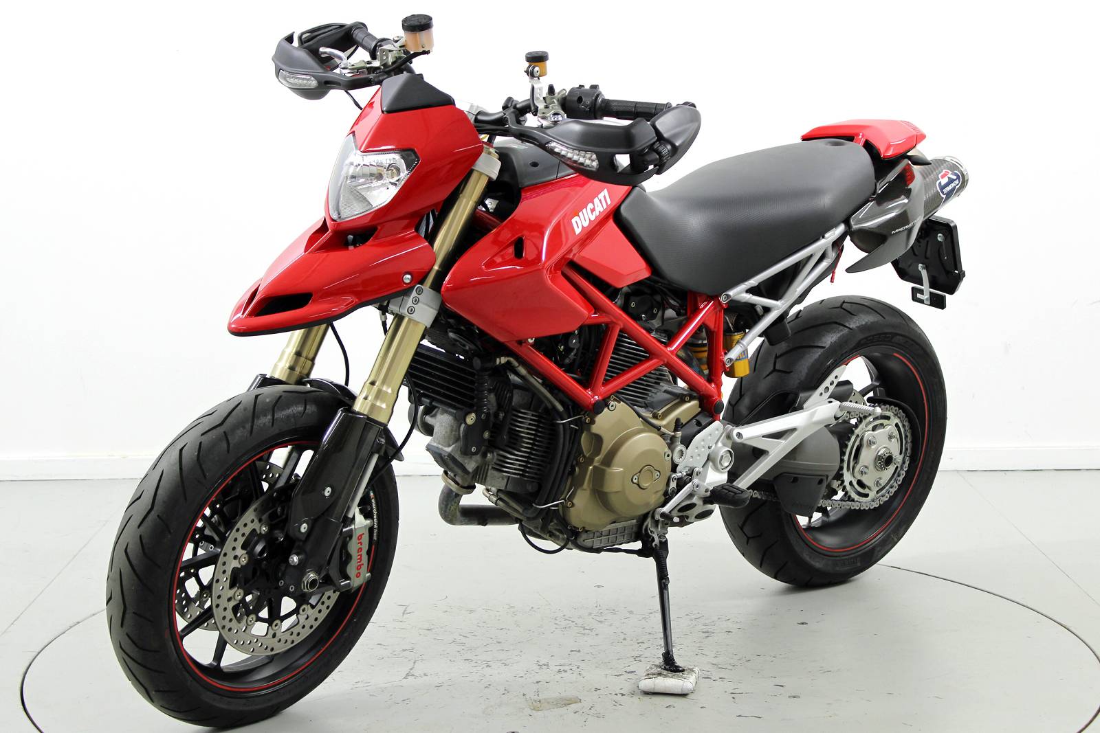 DUCATI Hypermotard 1100-image-2