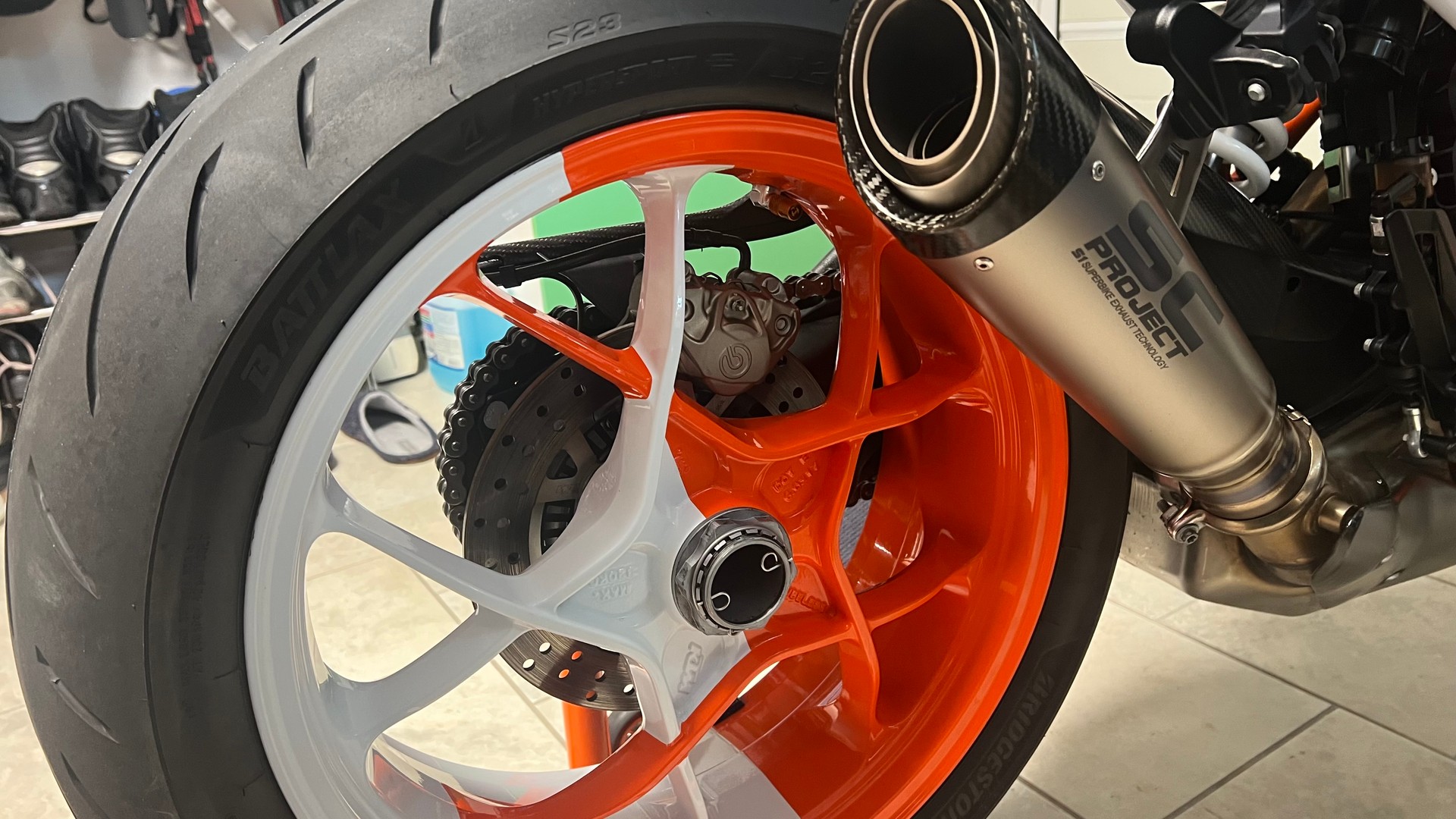KTM 1290 Super Duke R-image-3
