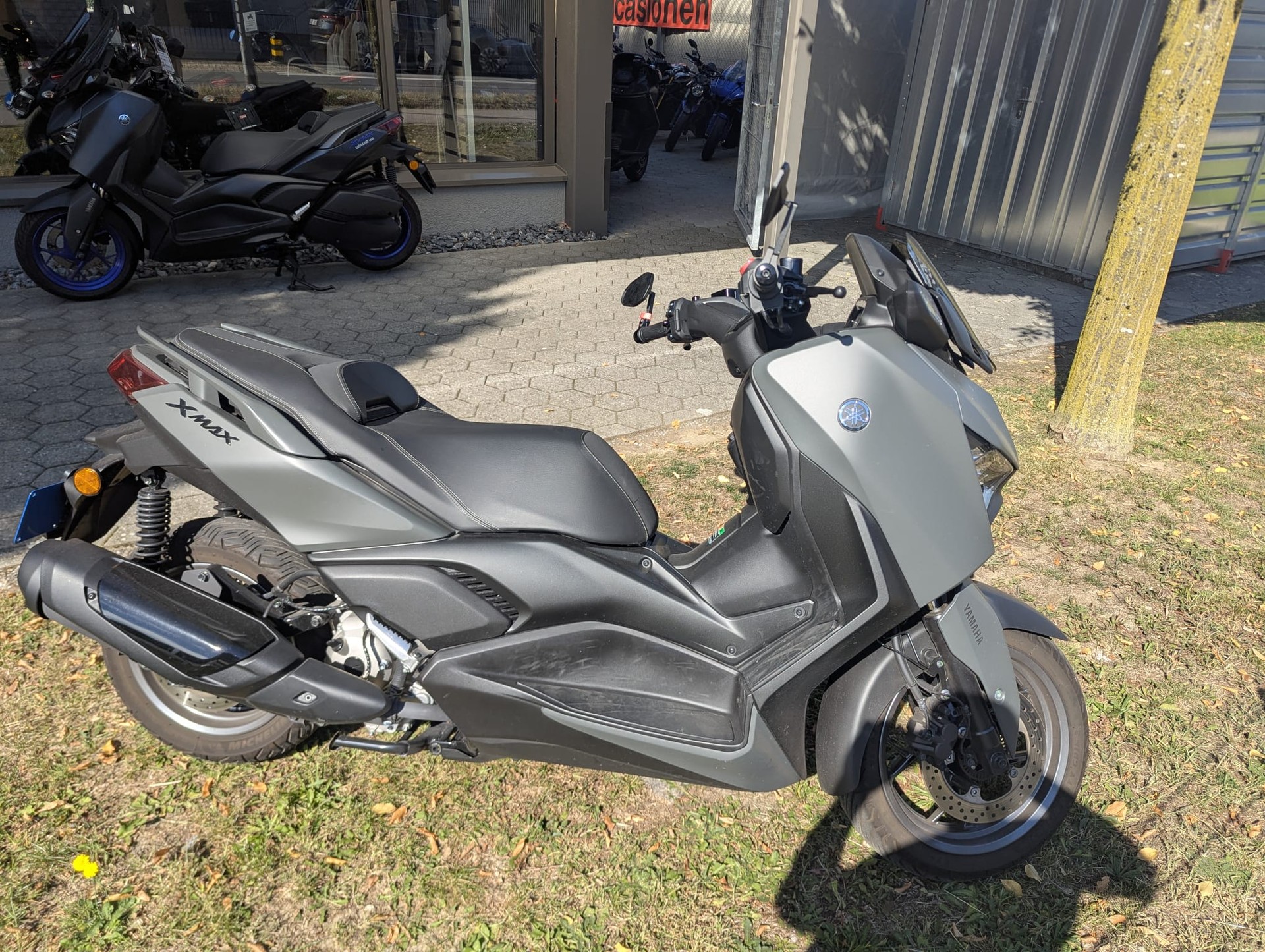 YAMAHA X-Max 300-image-2