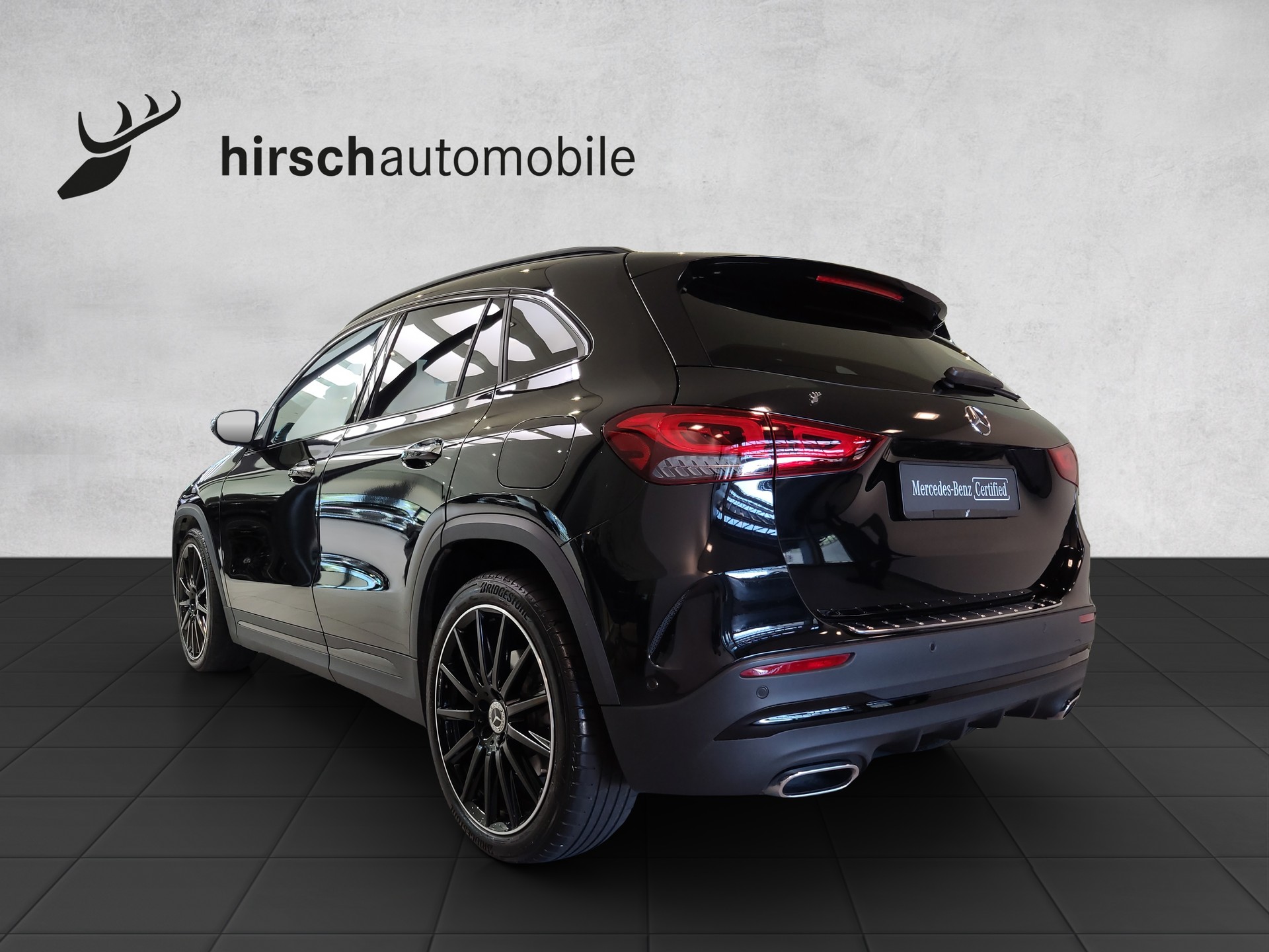 MERCEDES-BENZ GLA 250 4M AMG H247-showroom-element-2