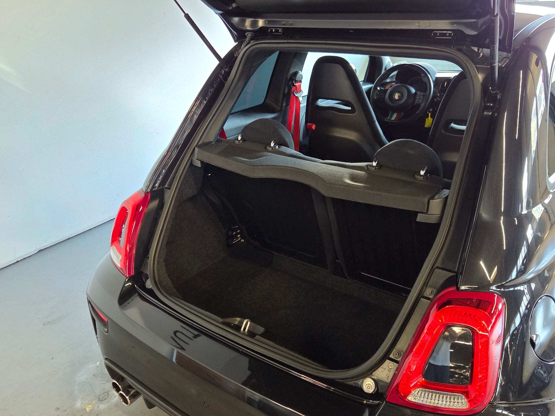 FIAT 595 Abarth 1.4 T-Jet 180 Competizione-image-19