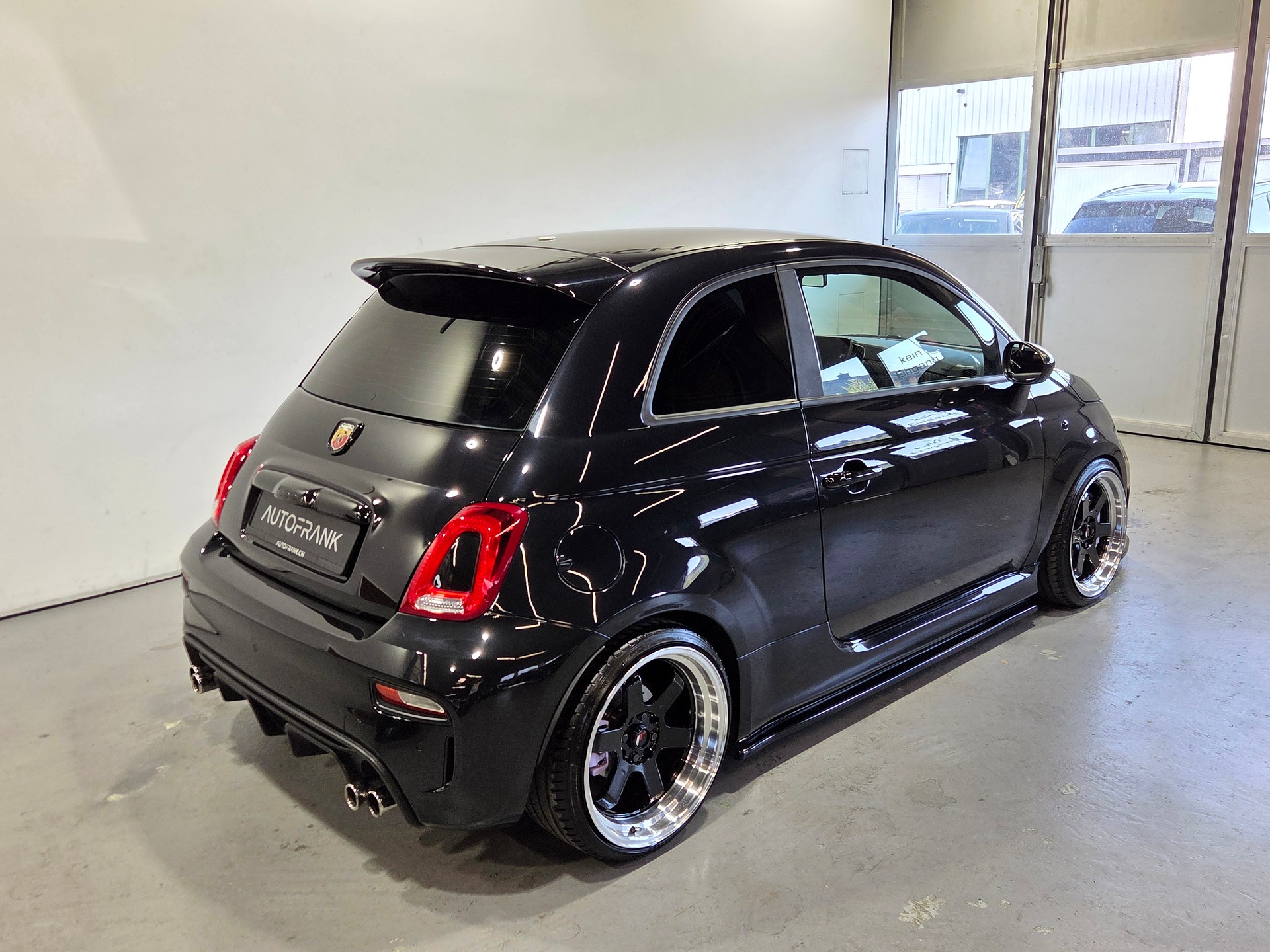 FIAT 595 Abarth 1.4 T-Jet 180 Competizione-image-8