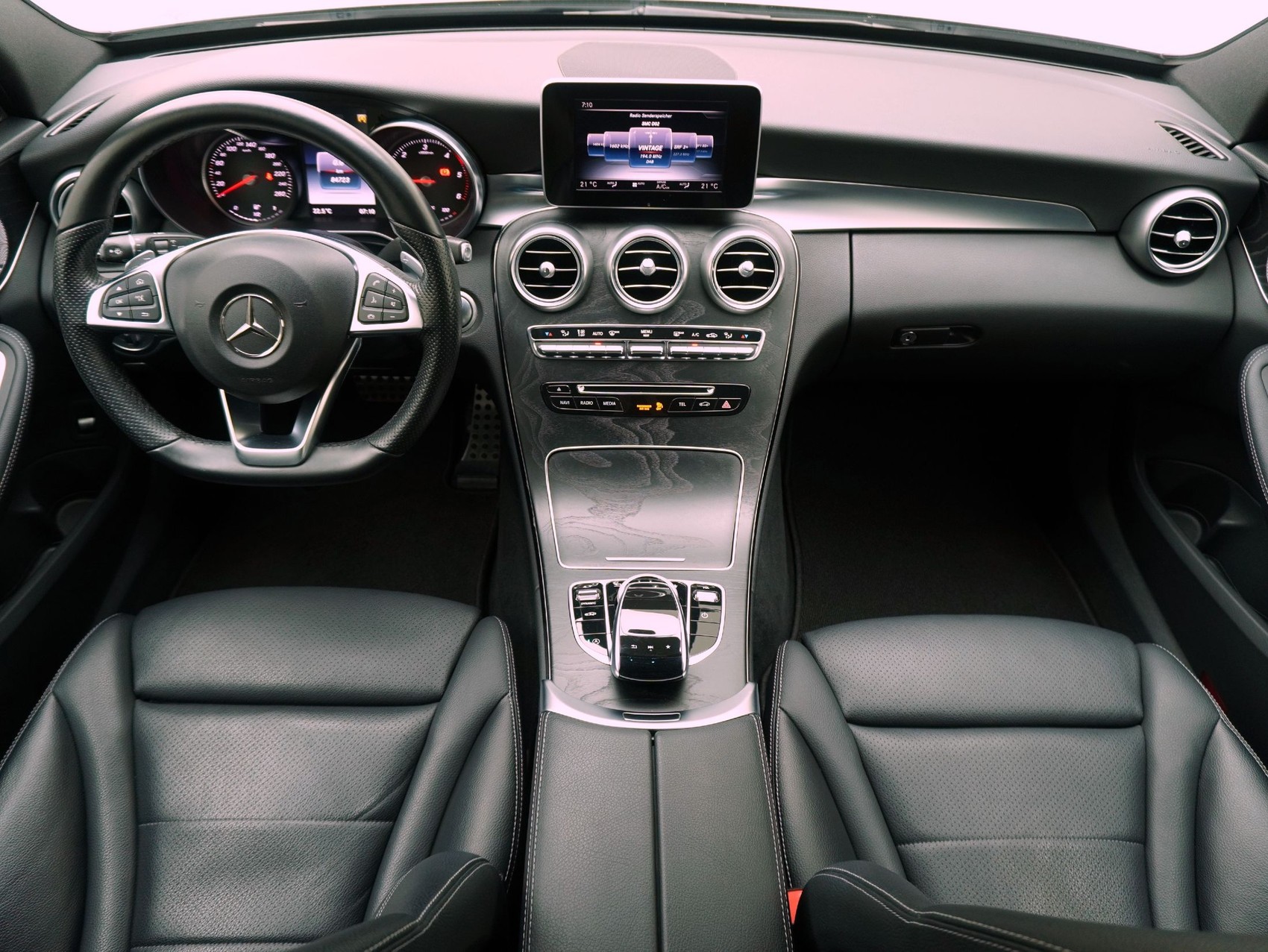 MERCEDES-BENZ C-Klasse C 250 d Swiss Star AMG Line 4matic Kombi-image-14