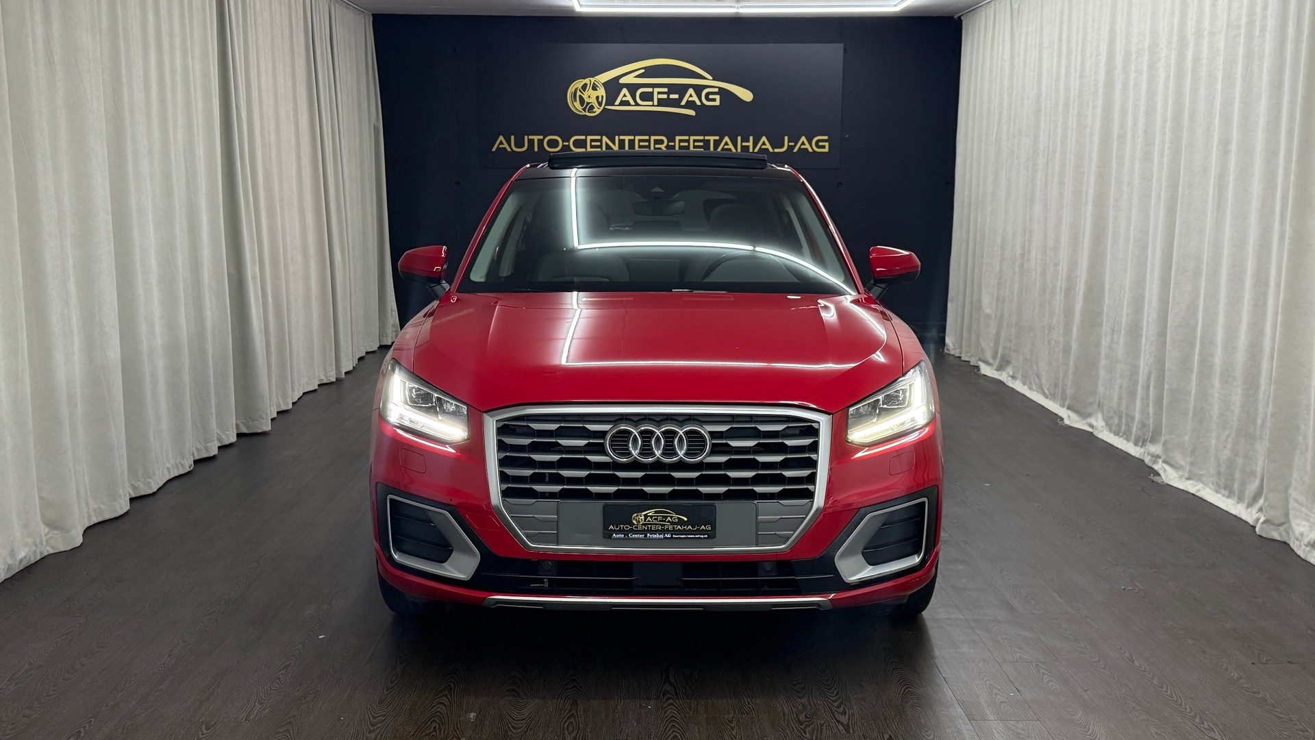 AUDI Q2 1.4 TFSI design S-tronic-showroom-element-1