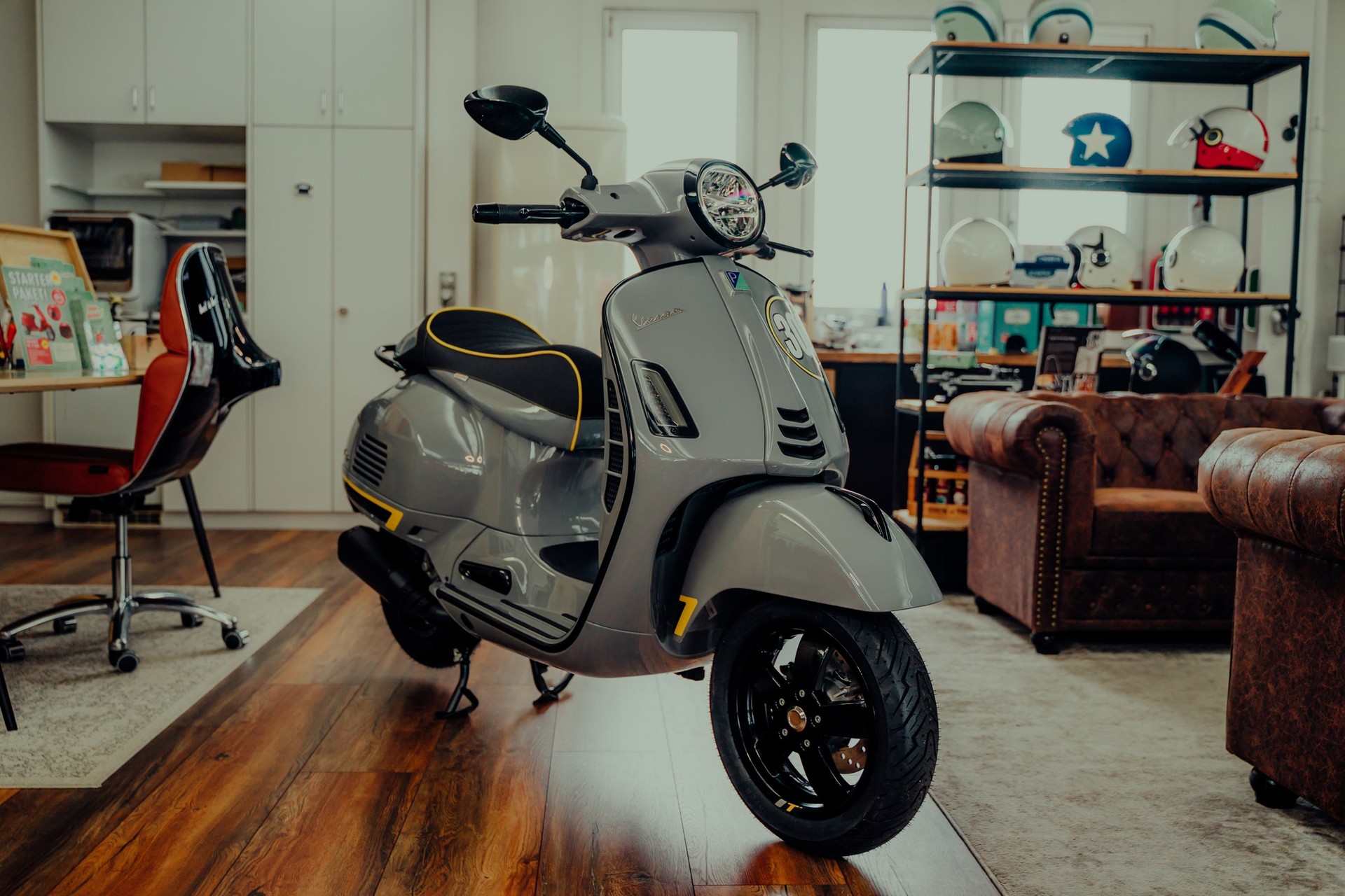 PIAGGIO Vespa GTS 300 HPE Super ABS/ASR