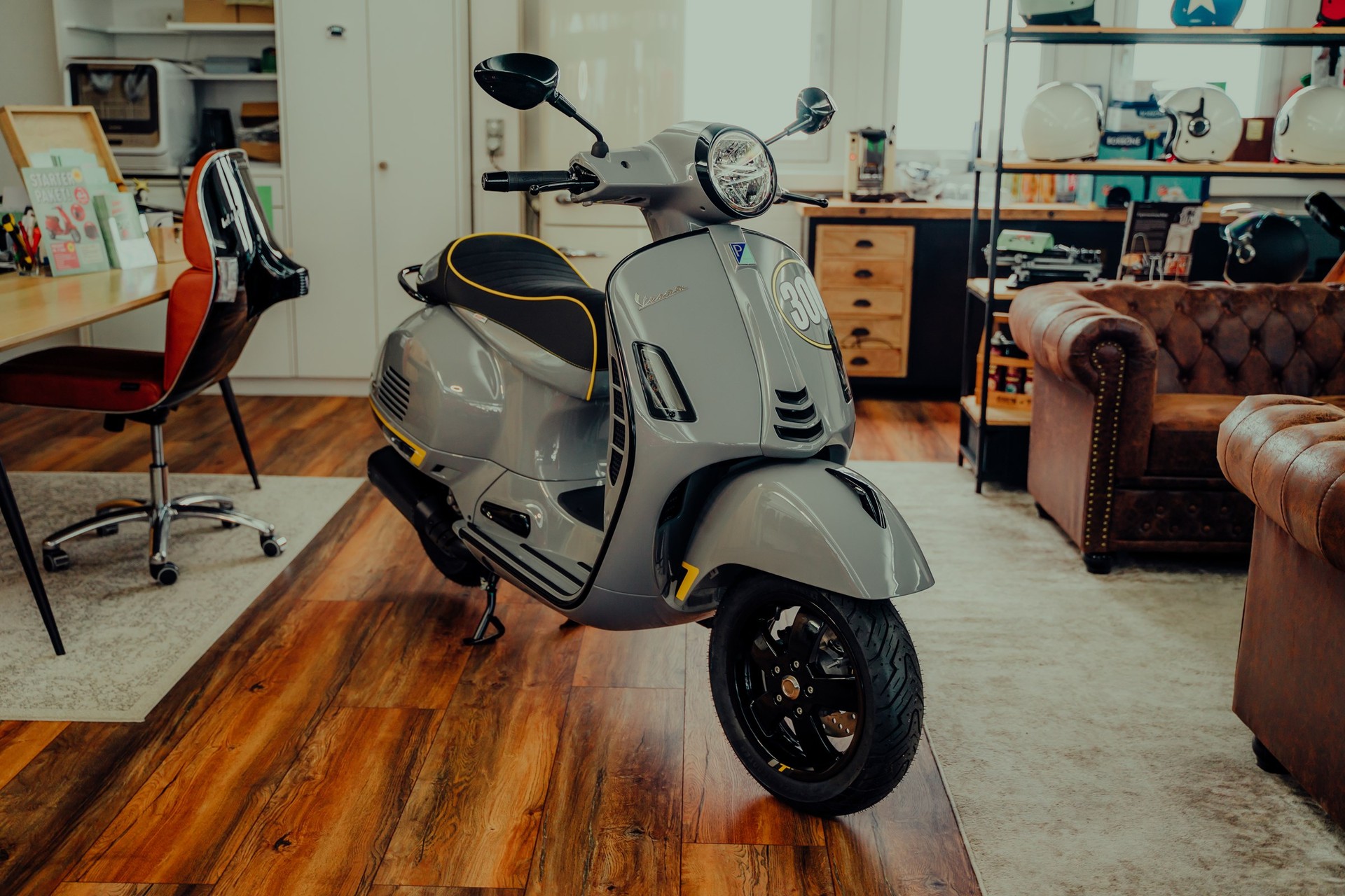 PIAGGIO Vespa GTS 300 HPE Super ABS/ASR-image-9