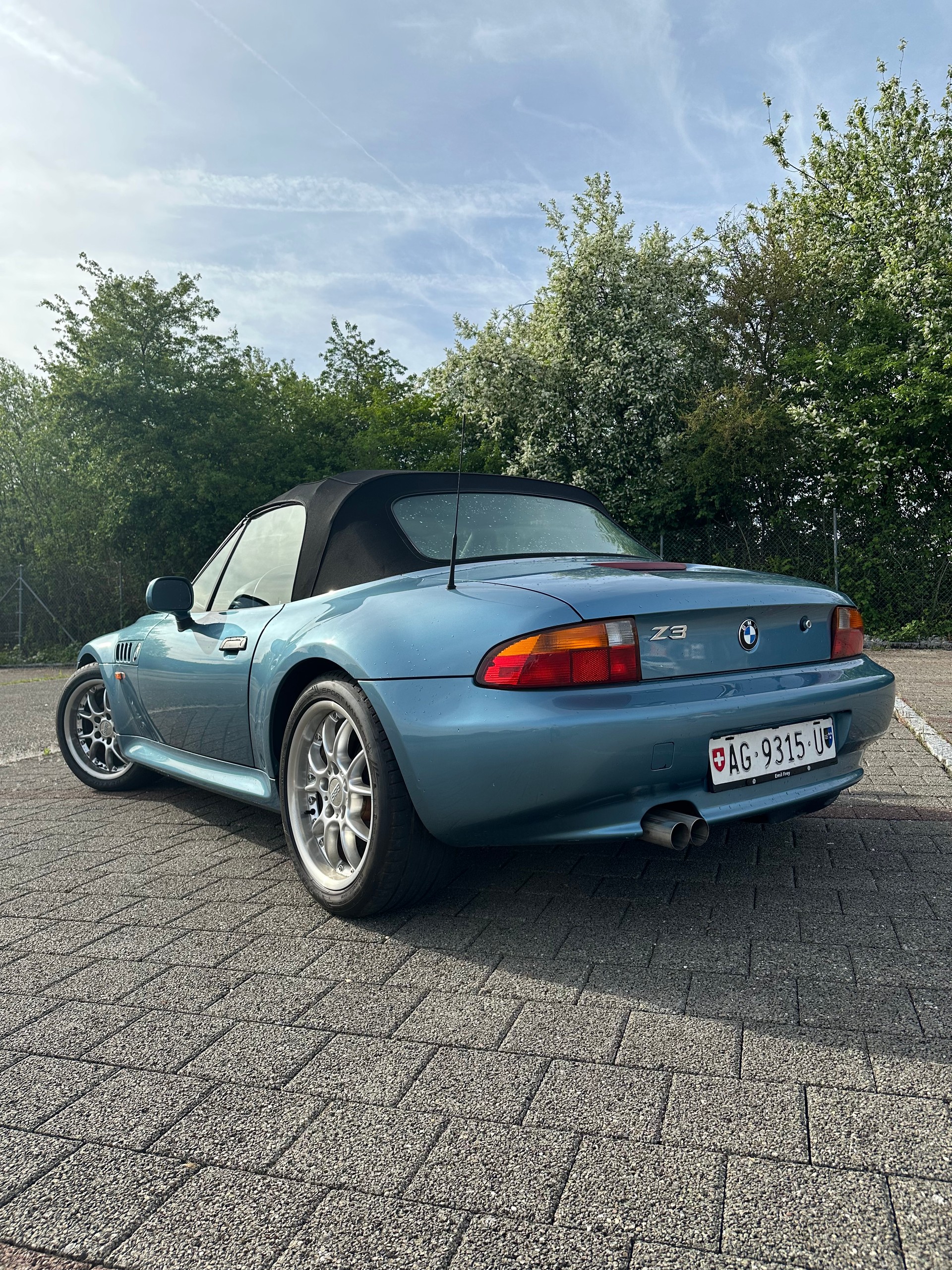 BMW Z3 2.8i Roadster-image-14